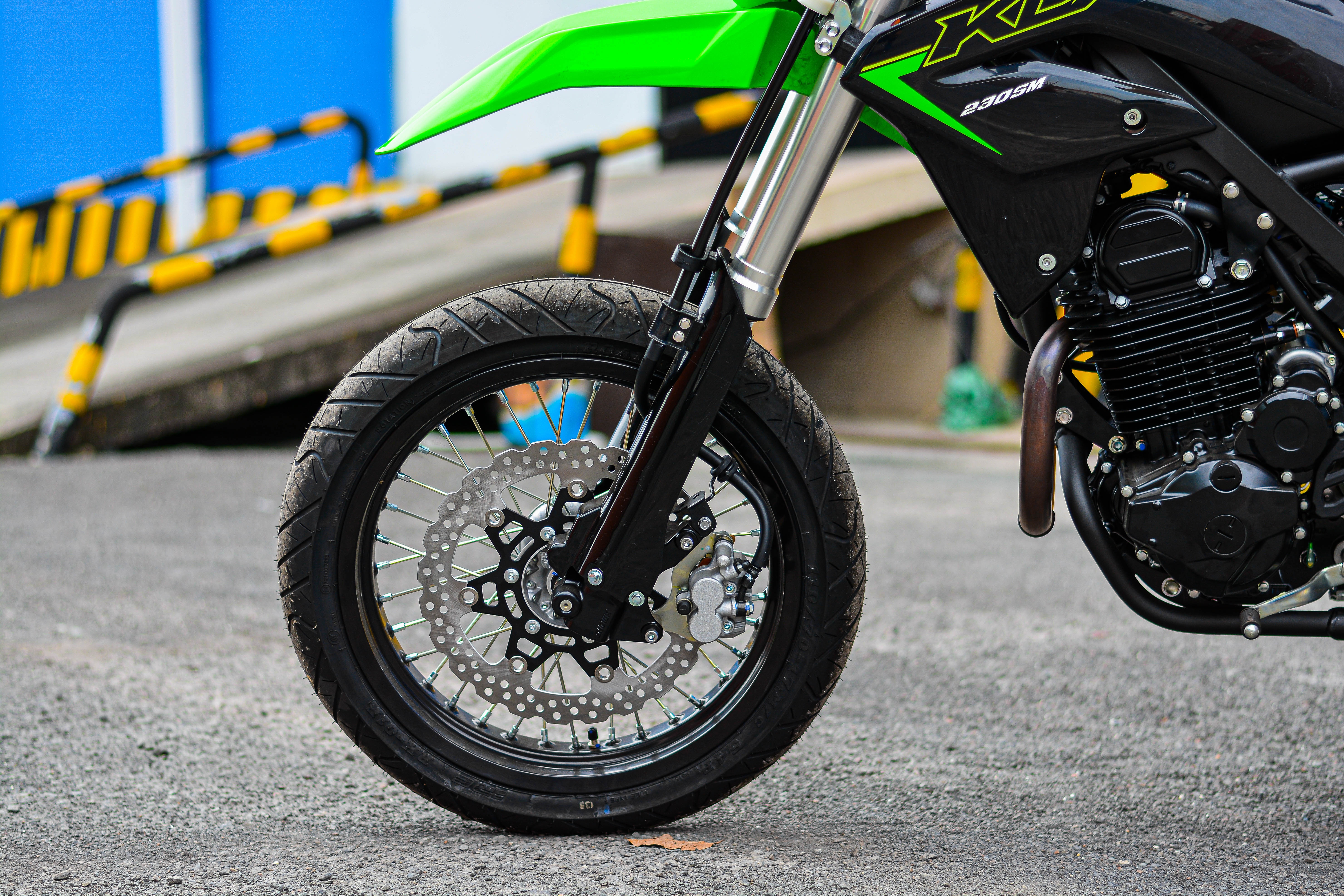 Kawasaki KLX230 giá SH 350i ảnh 3 Kawasaki KLX230 gia SH 350i anh 3