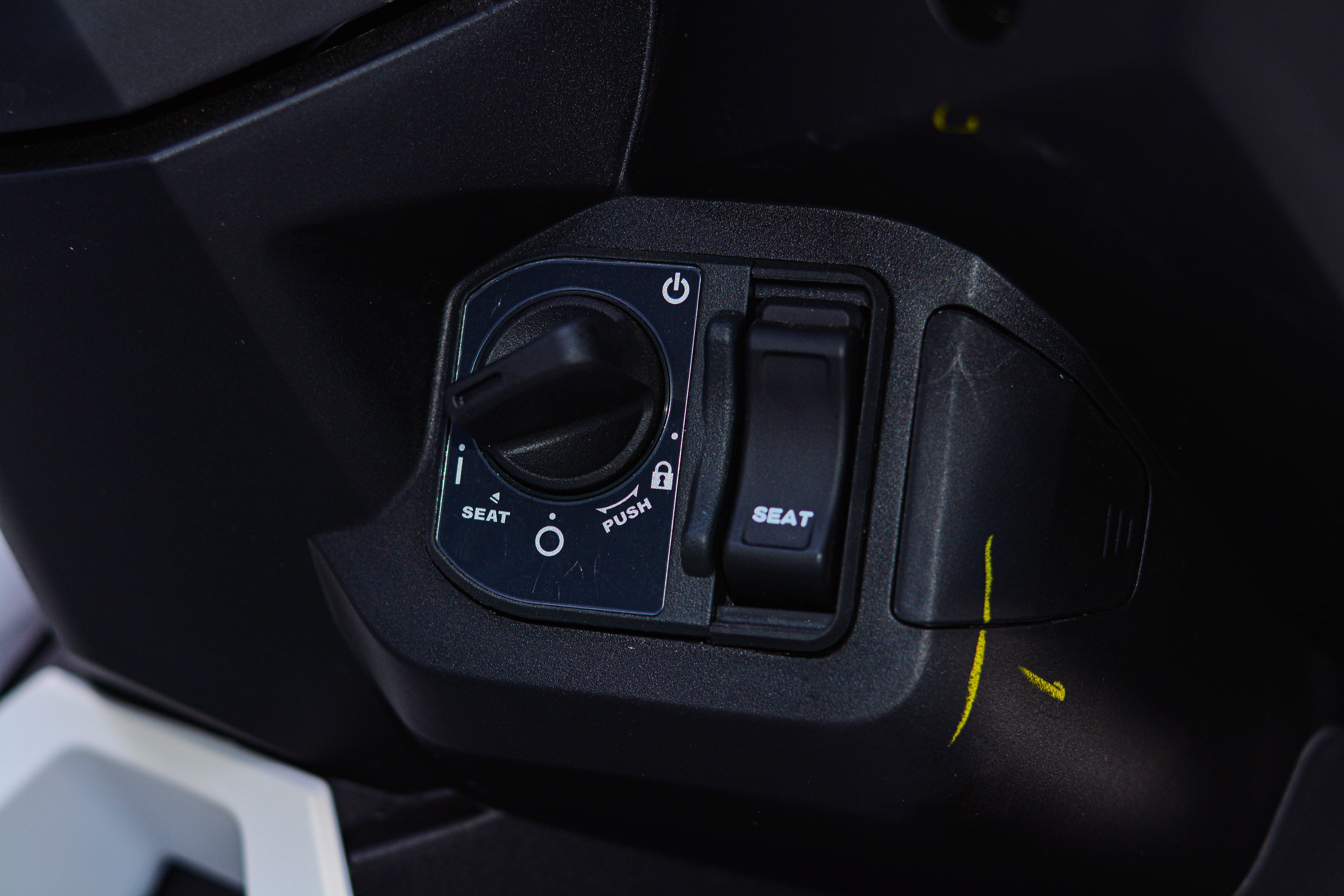 Vario 125 moi Viet Nam anh 6