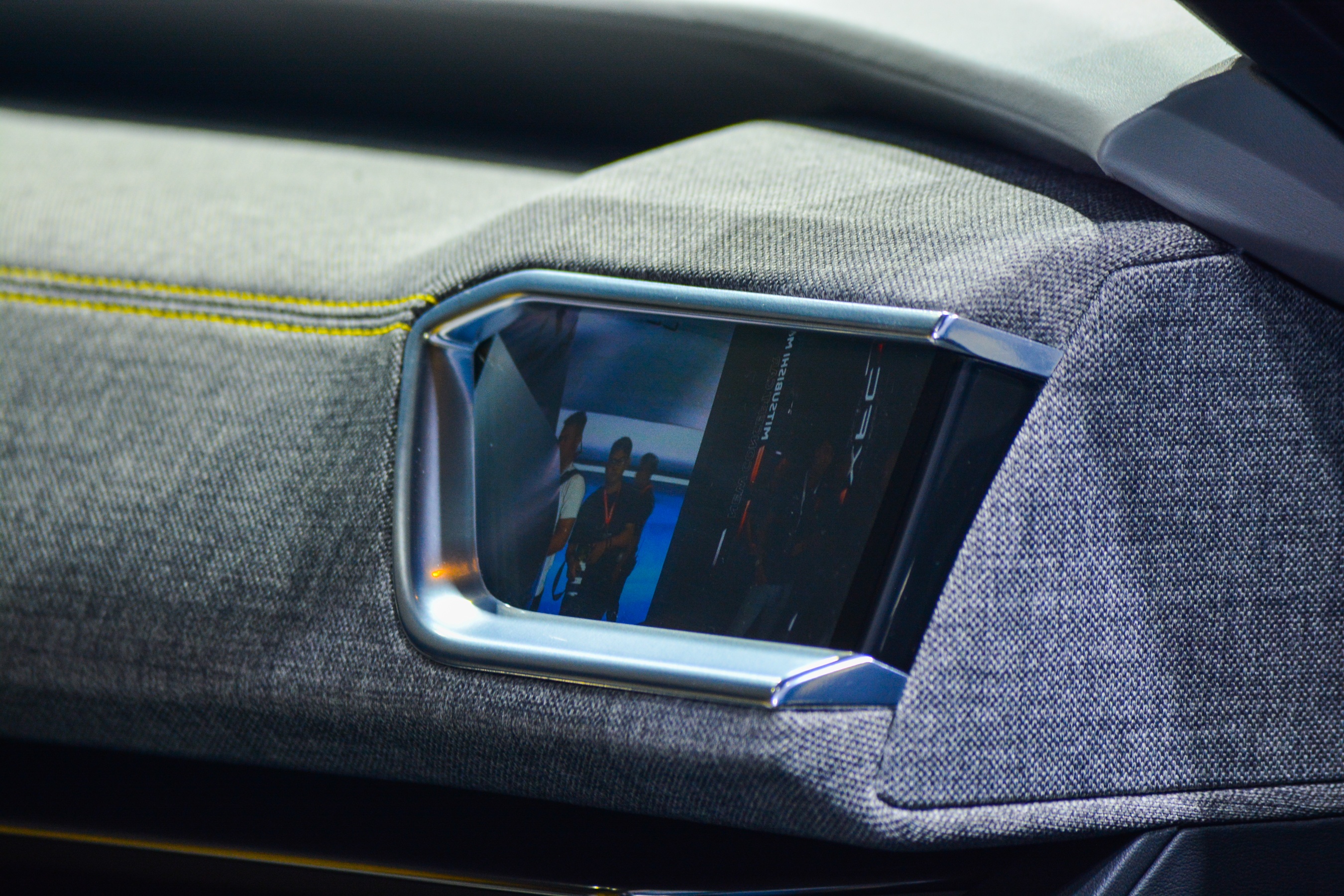 SUV dang mong cho VMS anh 9