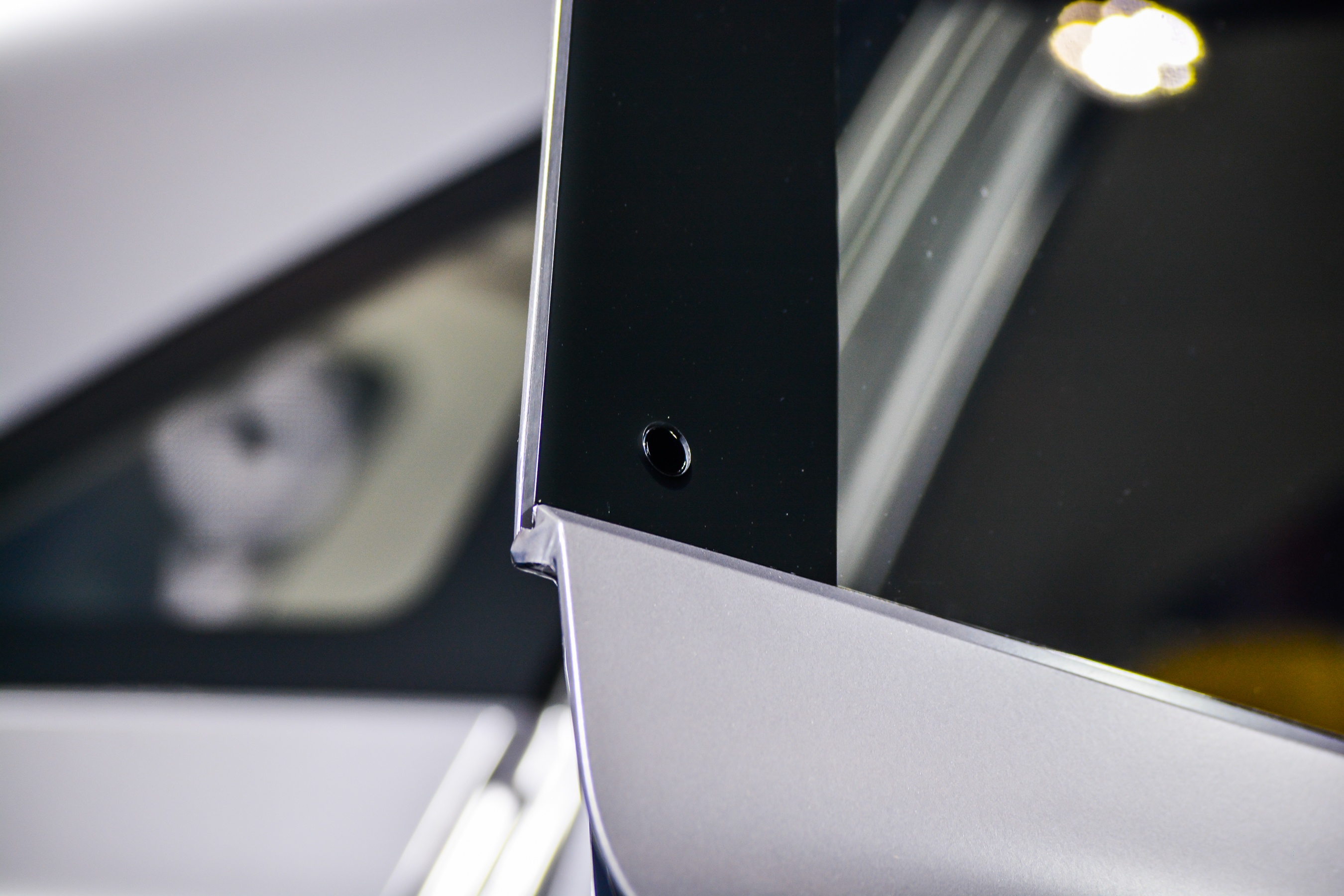 Can canh Mitsubishi XFC Concept anh 6