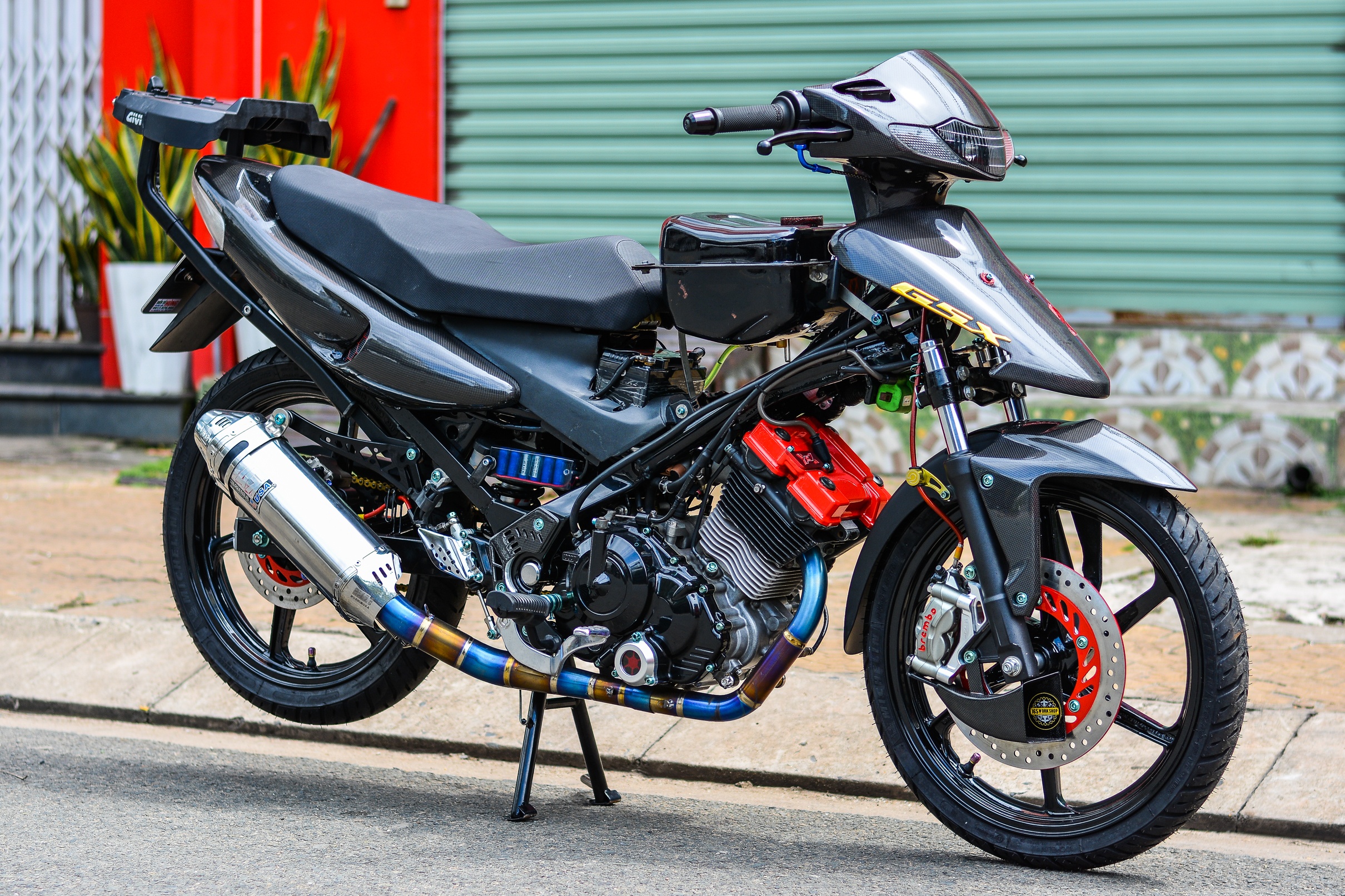 Suzuki FX do carbon anh 10