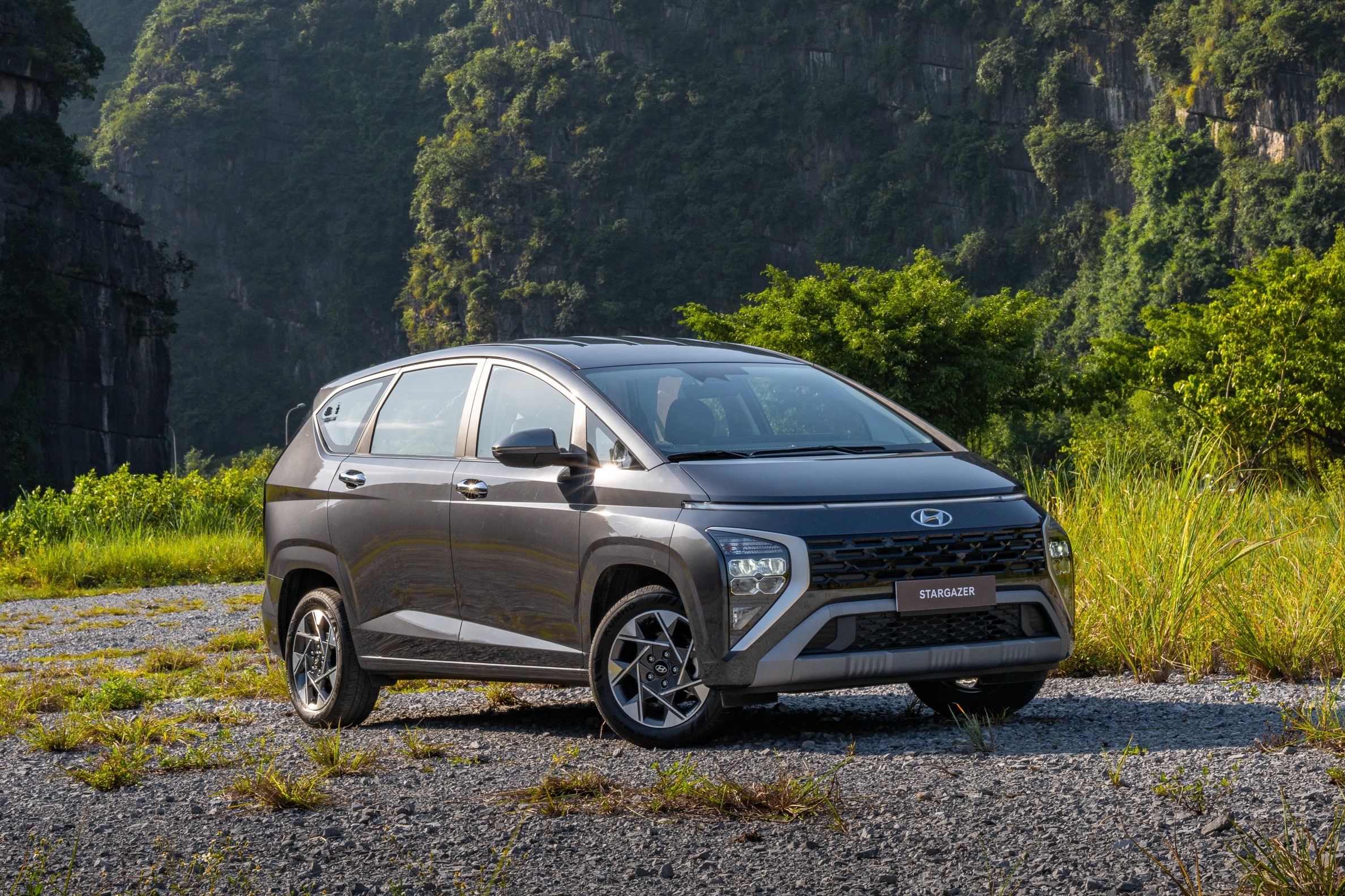 Chi tiet Hyundai Stargazer anh 2