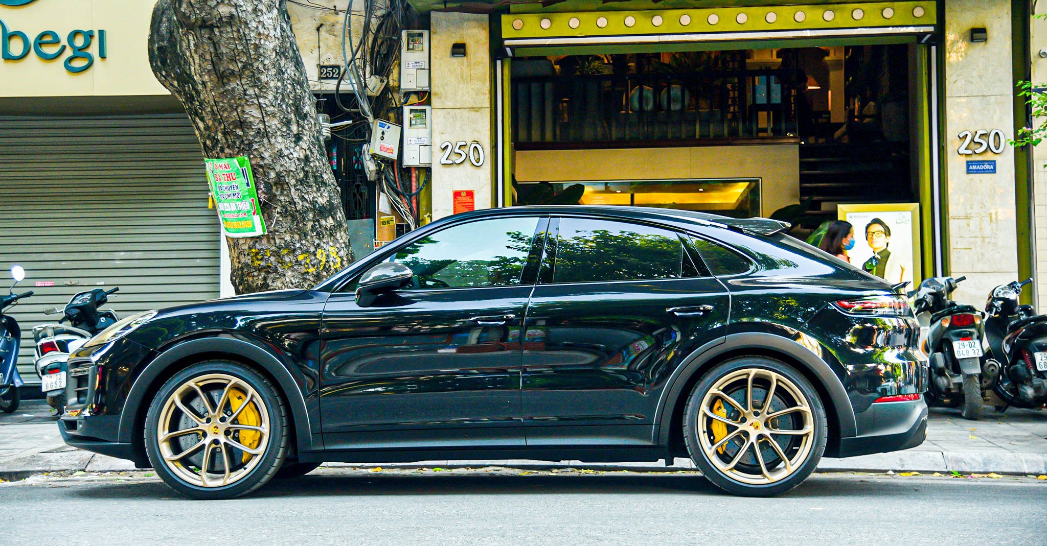 Cayenne Turbo GT dau tien anh 6