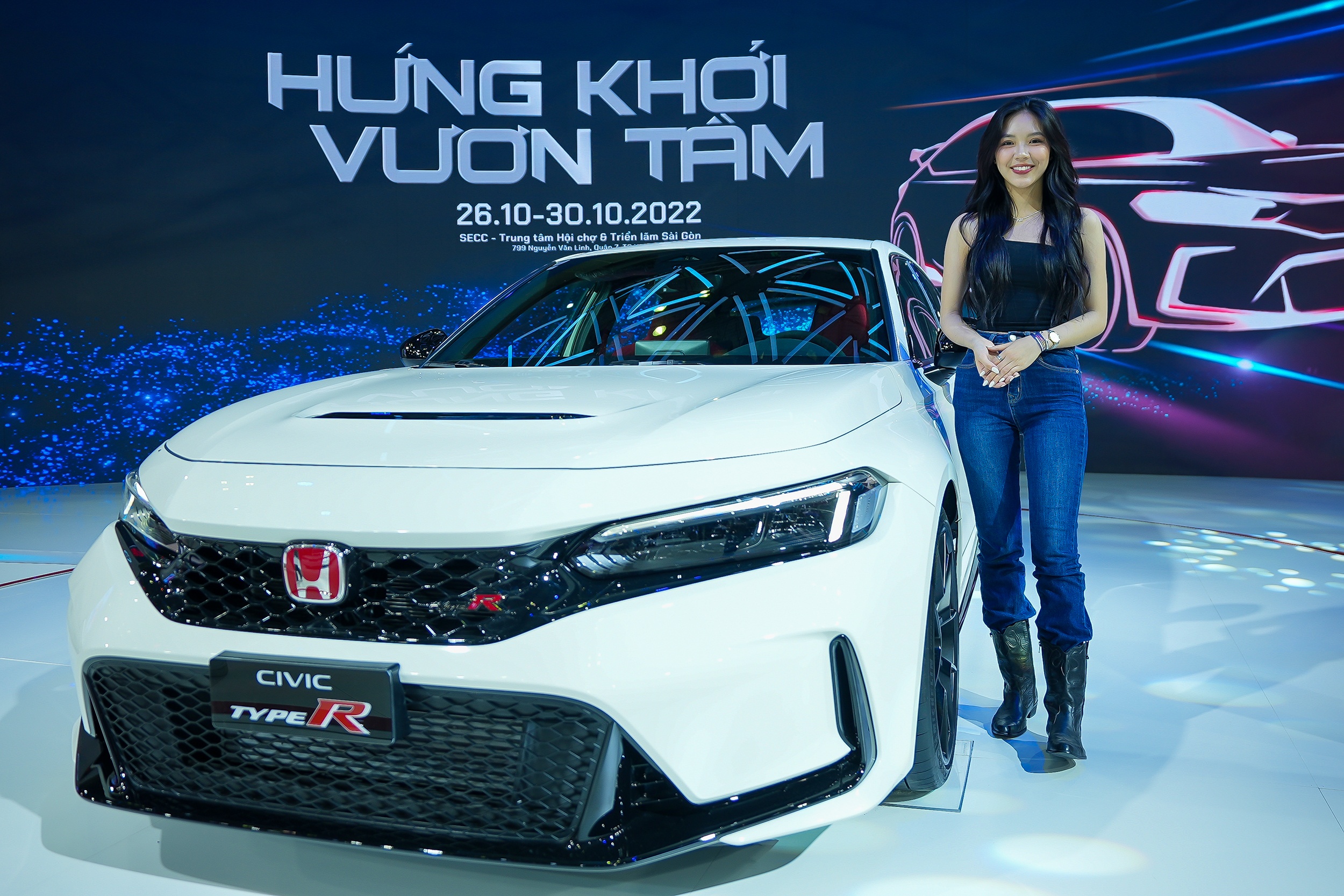 Xe dua Honda Civic Type R co gi hap dan hinh anh