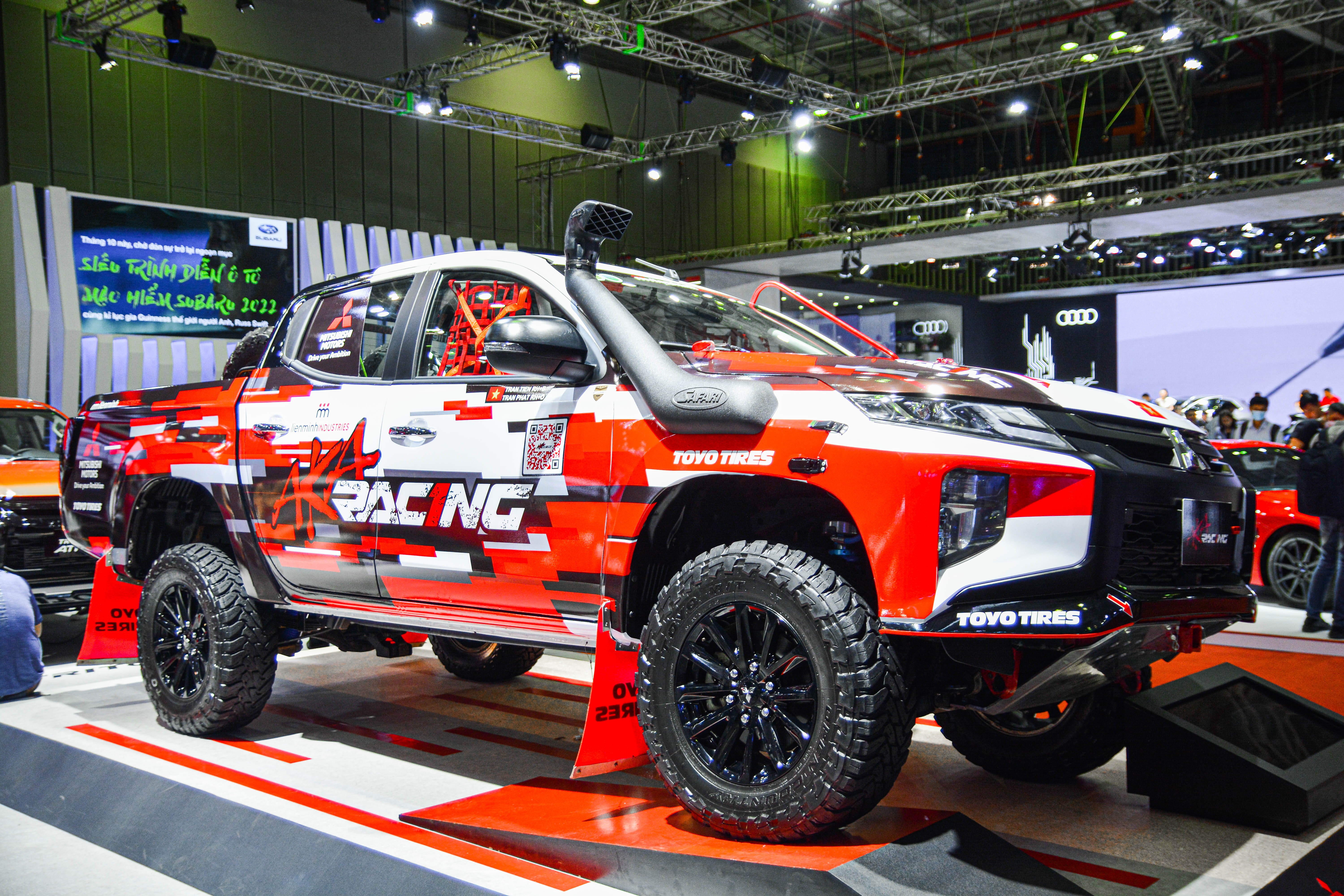 Mitsubishi Triton phien ban dua anh 1