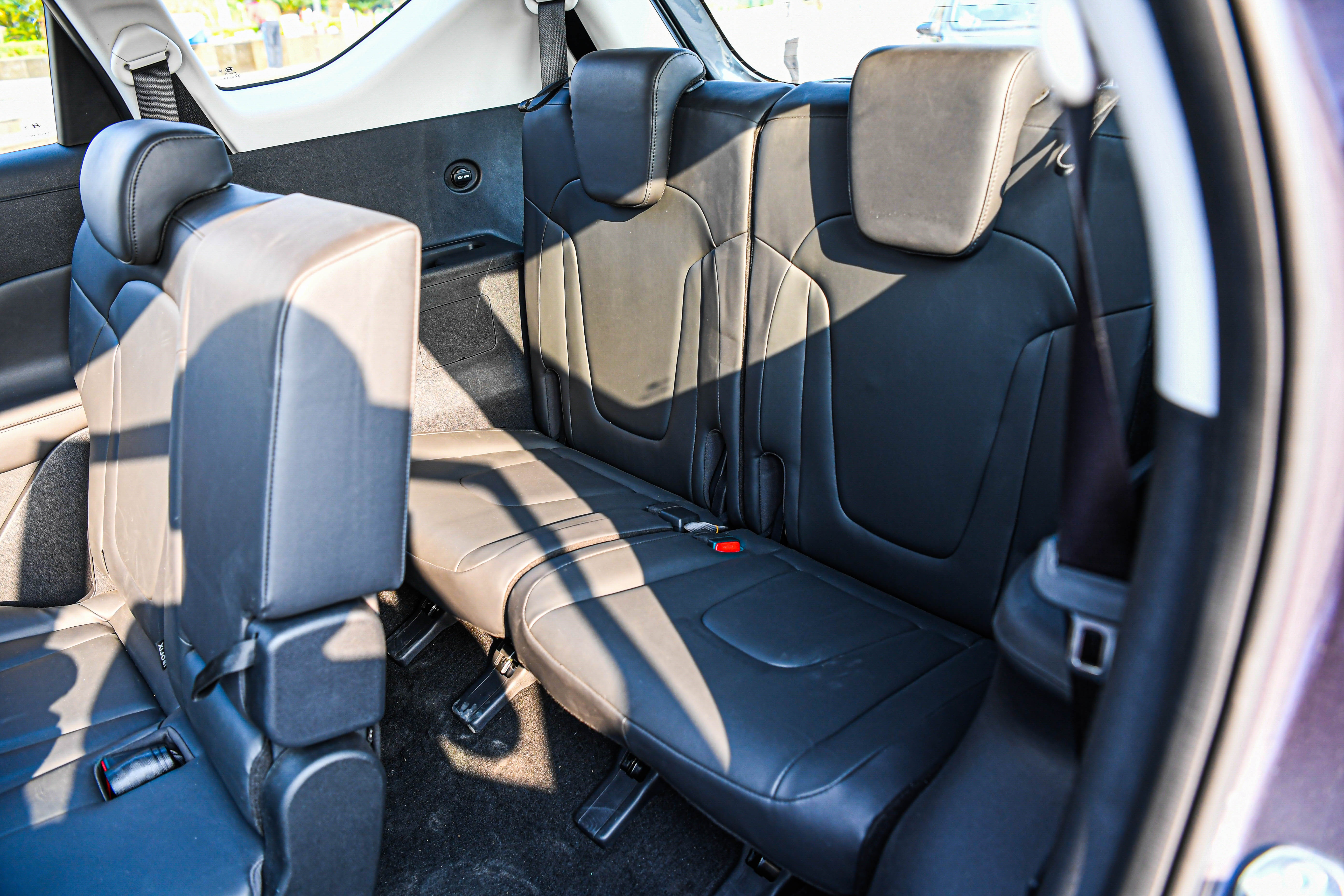 Hyundai Stargazer bản 7 chỗ ảnh 10 Hyundai Stargazer ban 7 cho anh 10