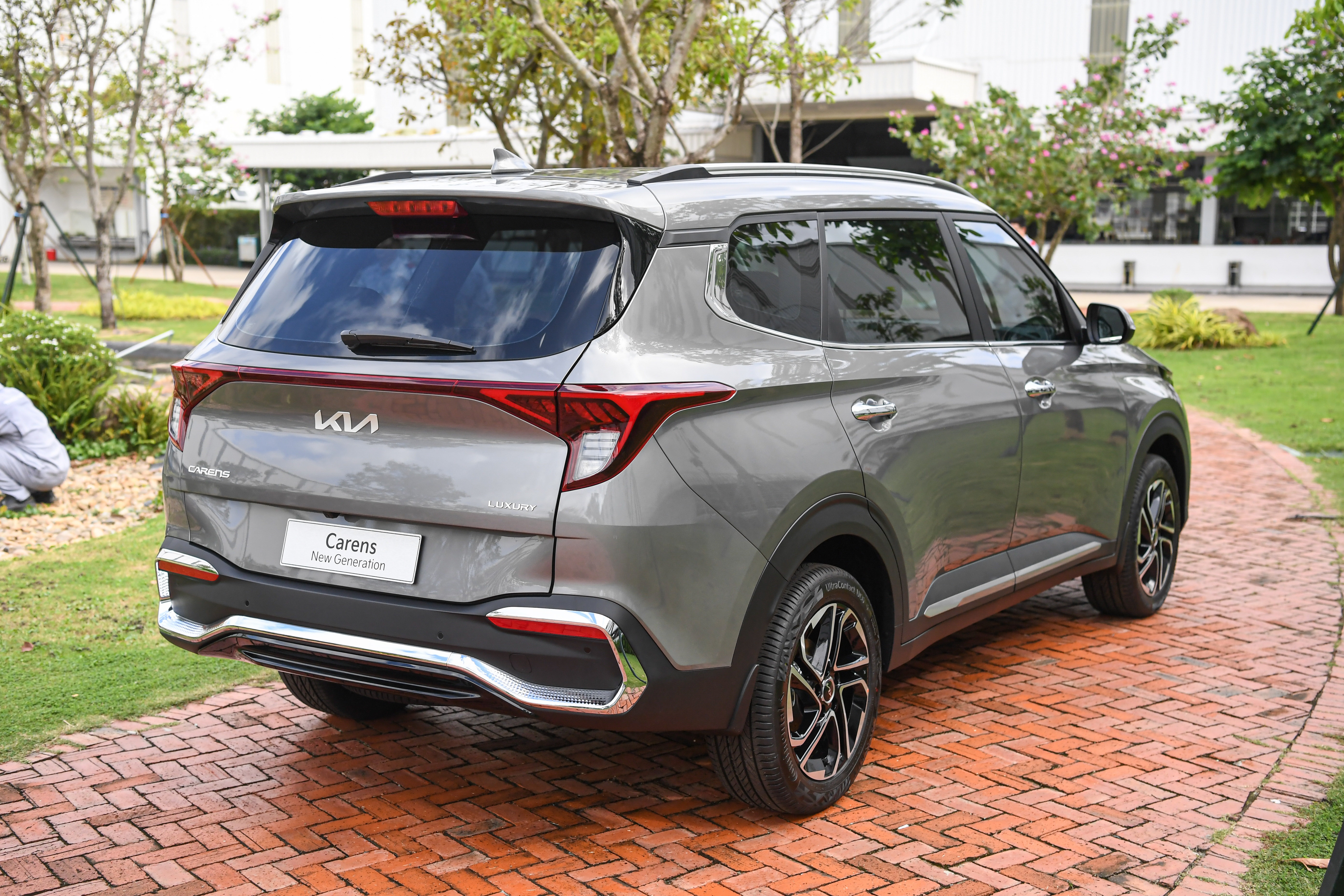 Co hoi thach thuc Carens anh 3