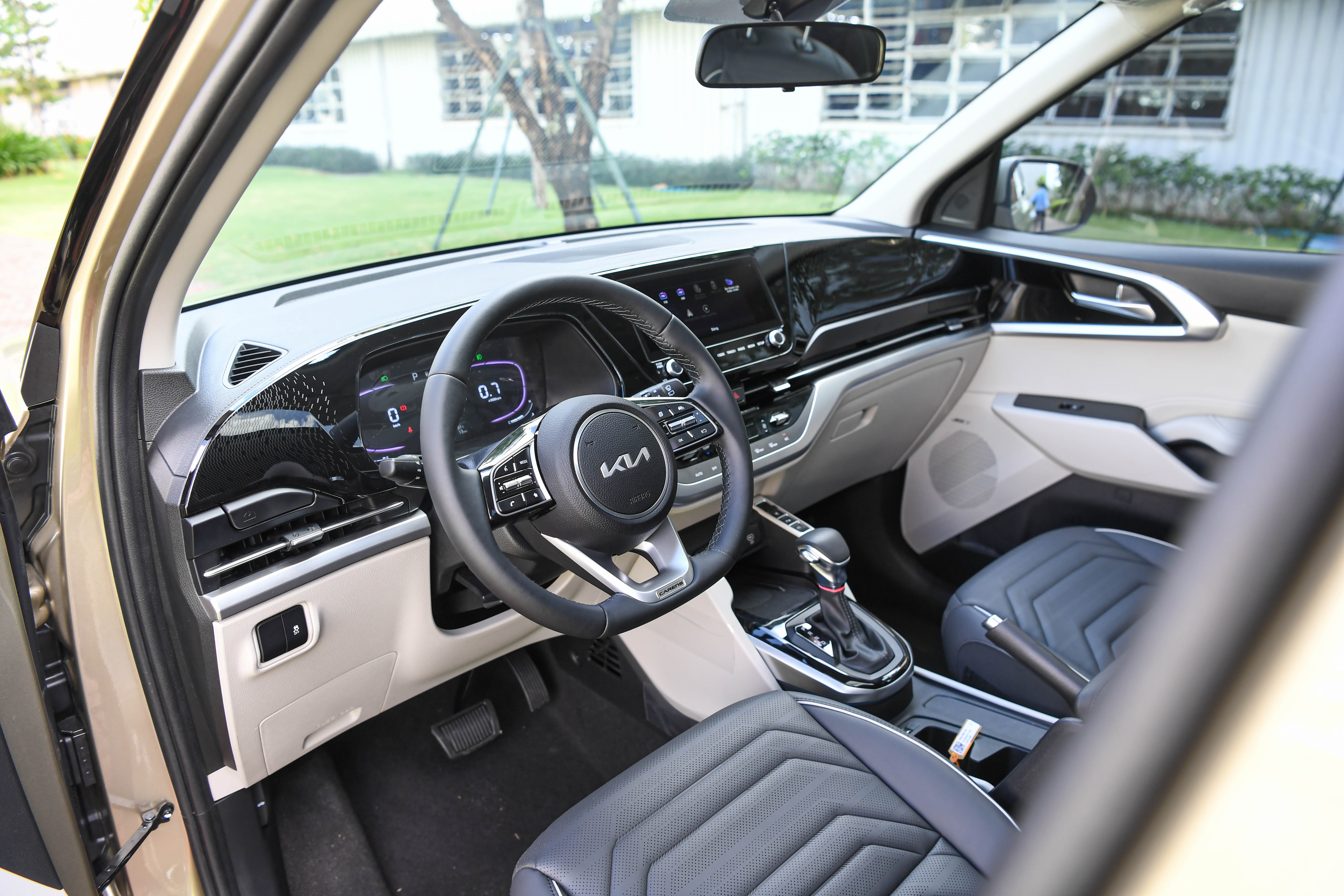 Co hoi thach thuc Carens anh 2