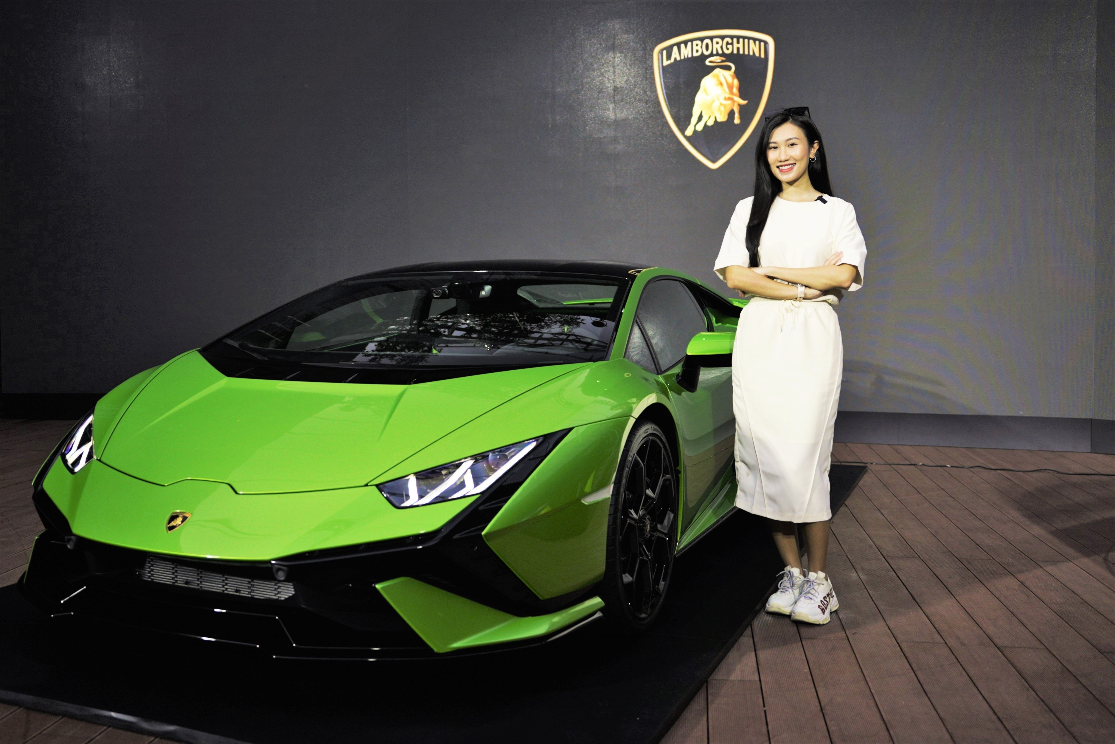 Trai nghiem nhanh sieu xe 19 ty dong Lamborghini Huracan Tecnica hinh anh
