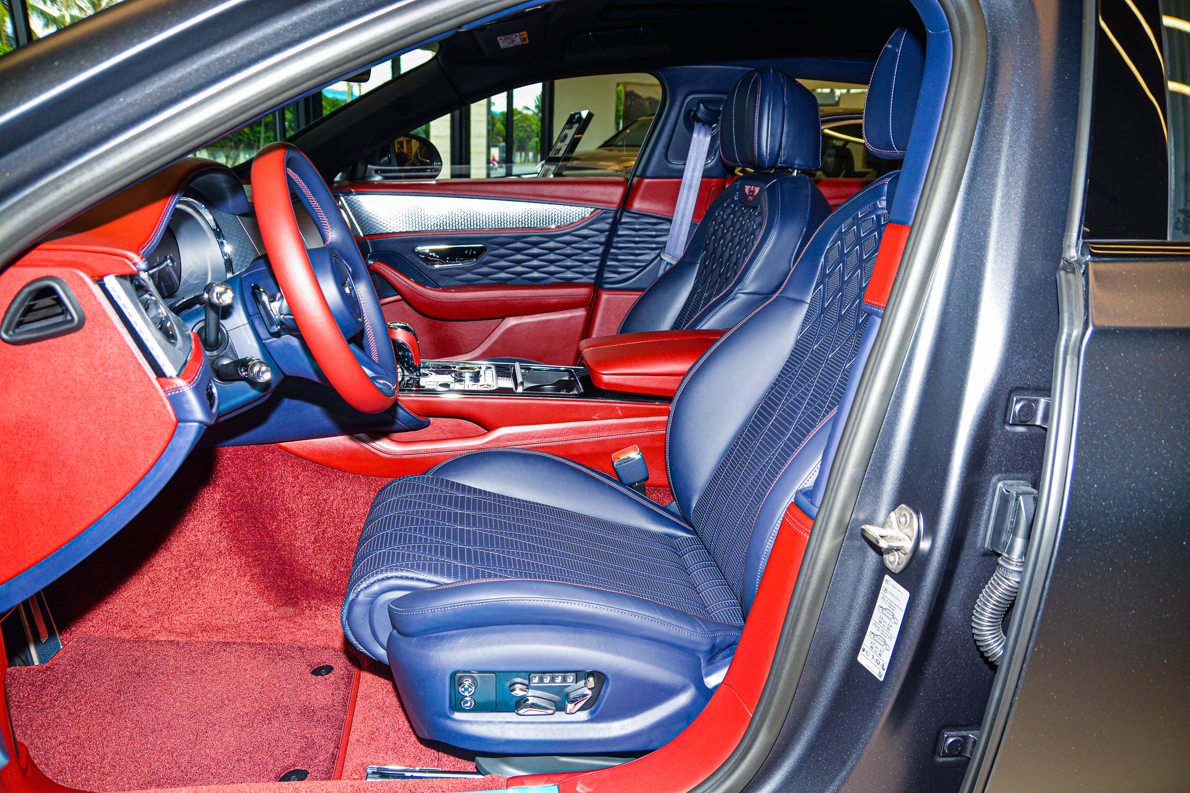 Bentley Flying Spur nâng cấp ảnh 9 Bentley Flying Spur nang cap anh 9