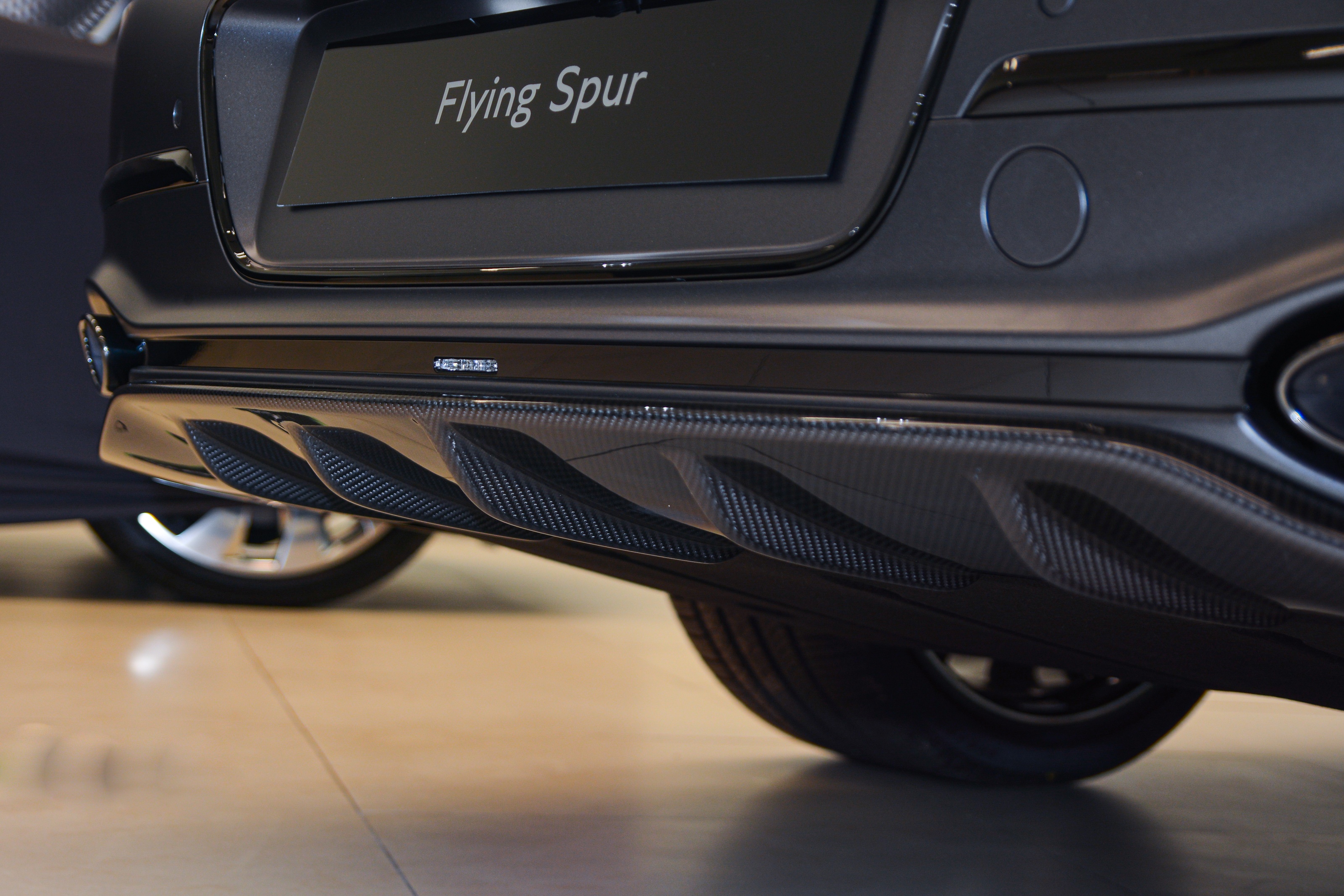 Bentley Flying Spur nâng cấp ảnh 6 Bentley Flying Spur nang cap anh 6