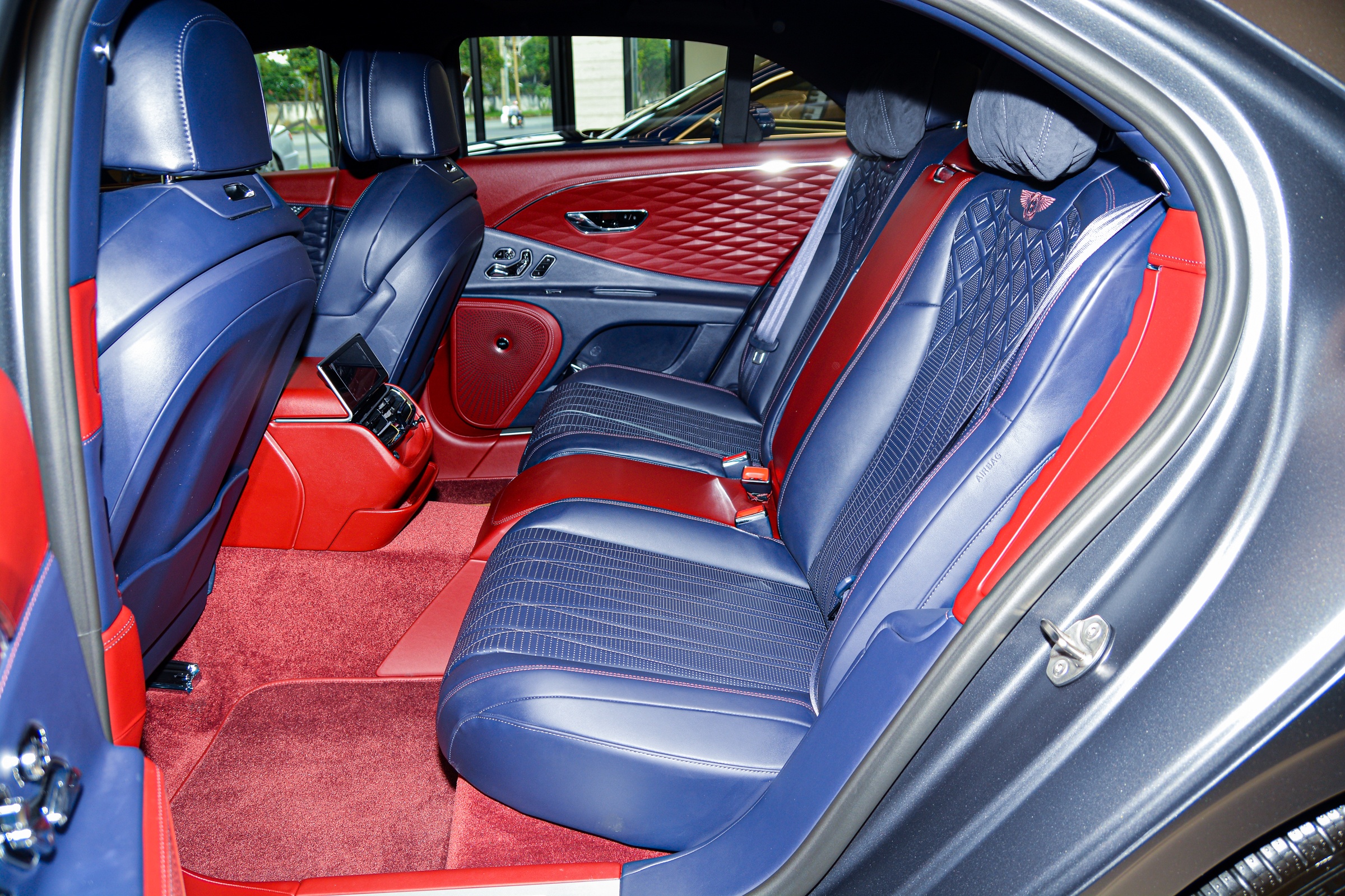 Bentley Flying Spur nâng cấp ảnh 10 Bentley Flying Spur nang cap anh 10