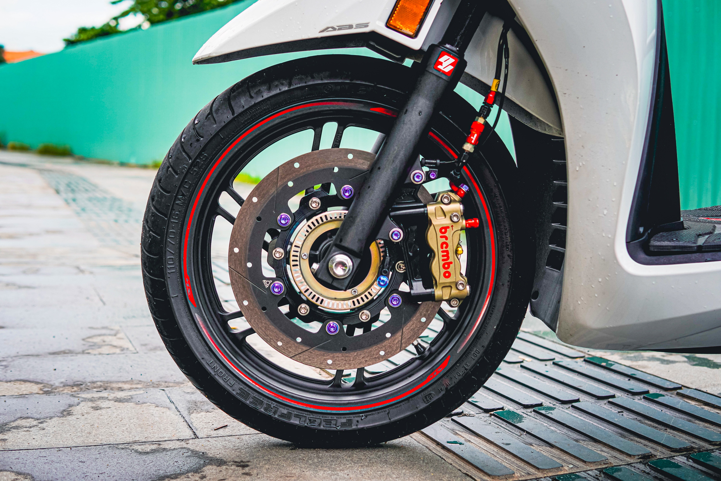 SH 350i do nua ty anh 2