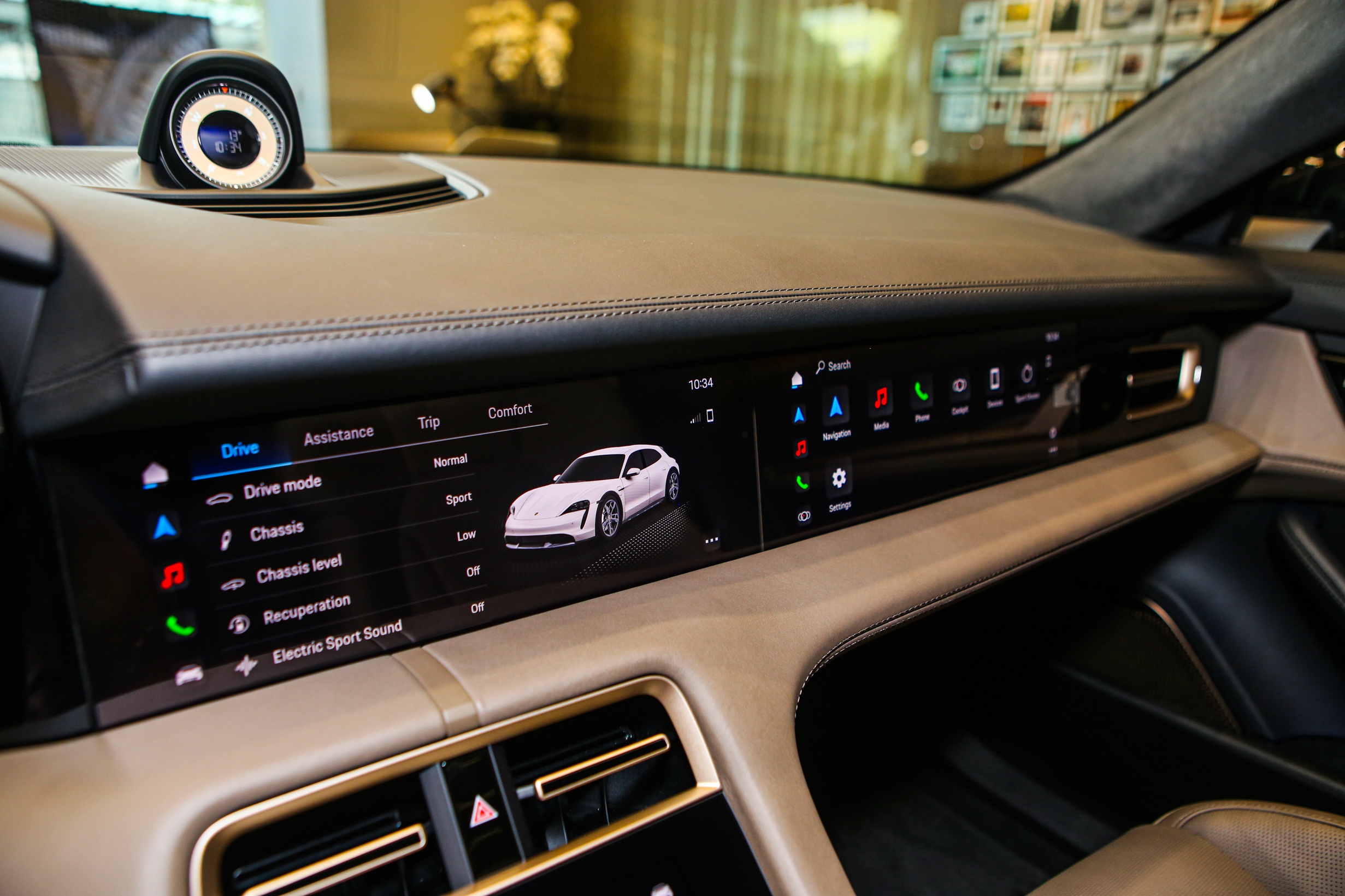 Porsche Taycan do 1, 7 ty anh 9