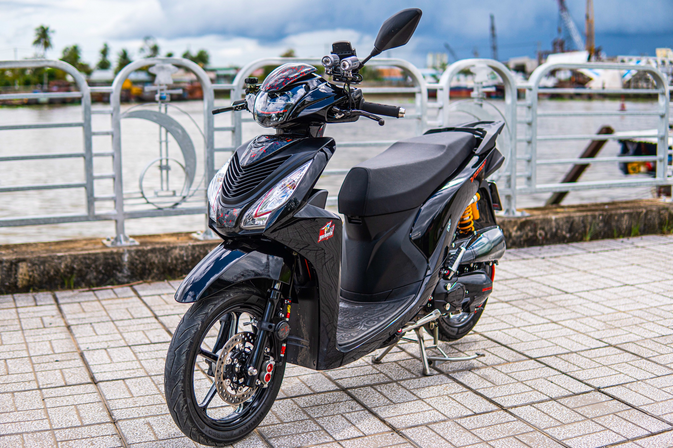 Honda Vision do 70 trieu anh 2