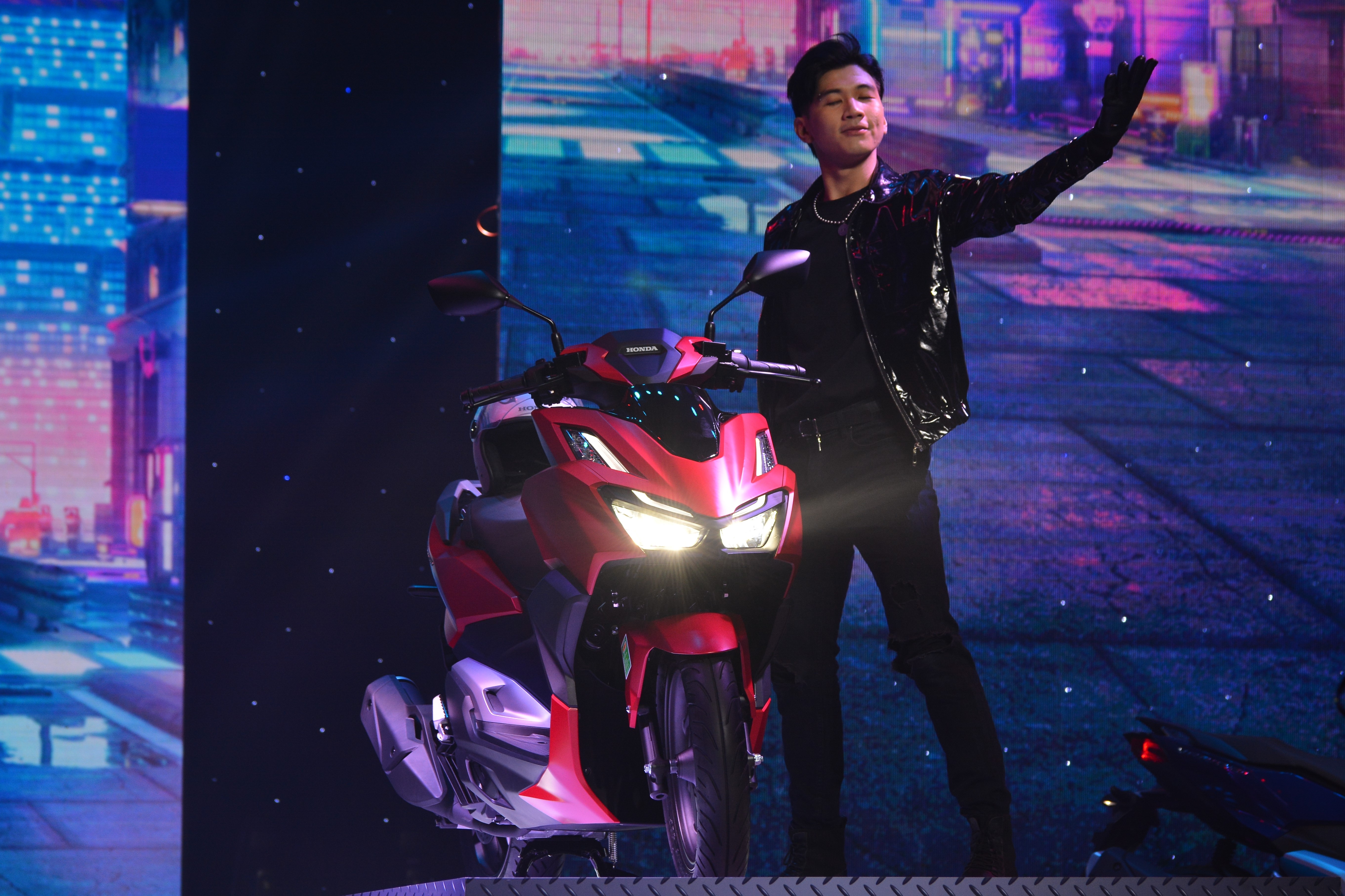 Honda Vario 160 chinh hang anh 1