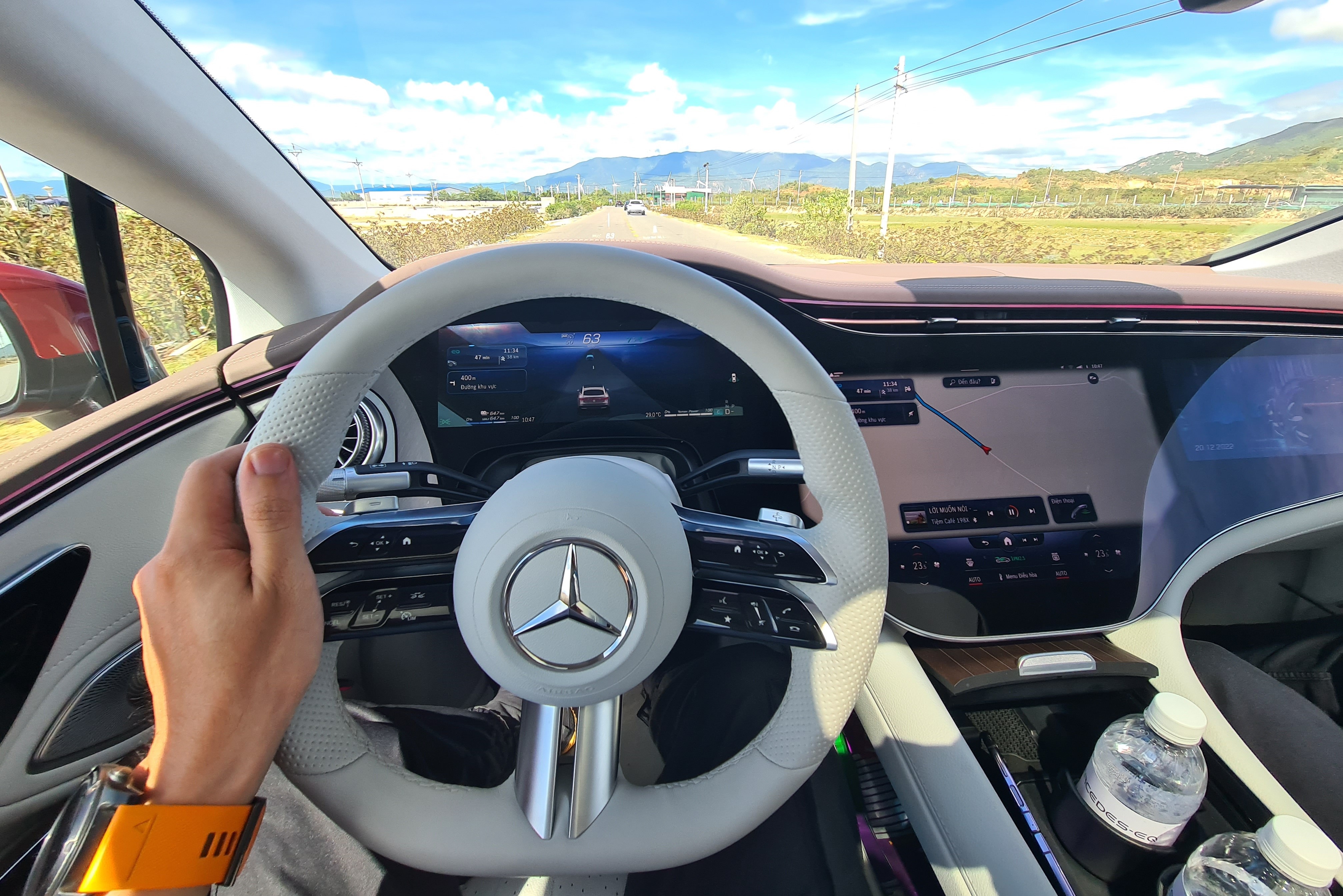 Danh gia Mercedes-Benz EQS anh 12