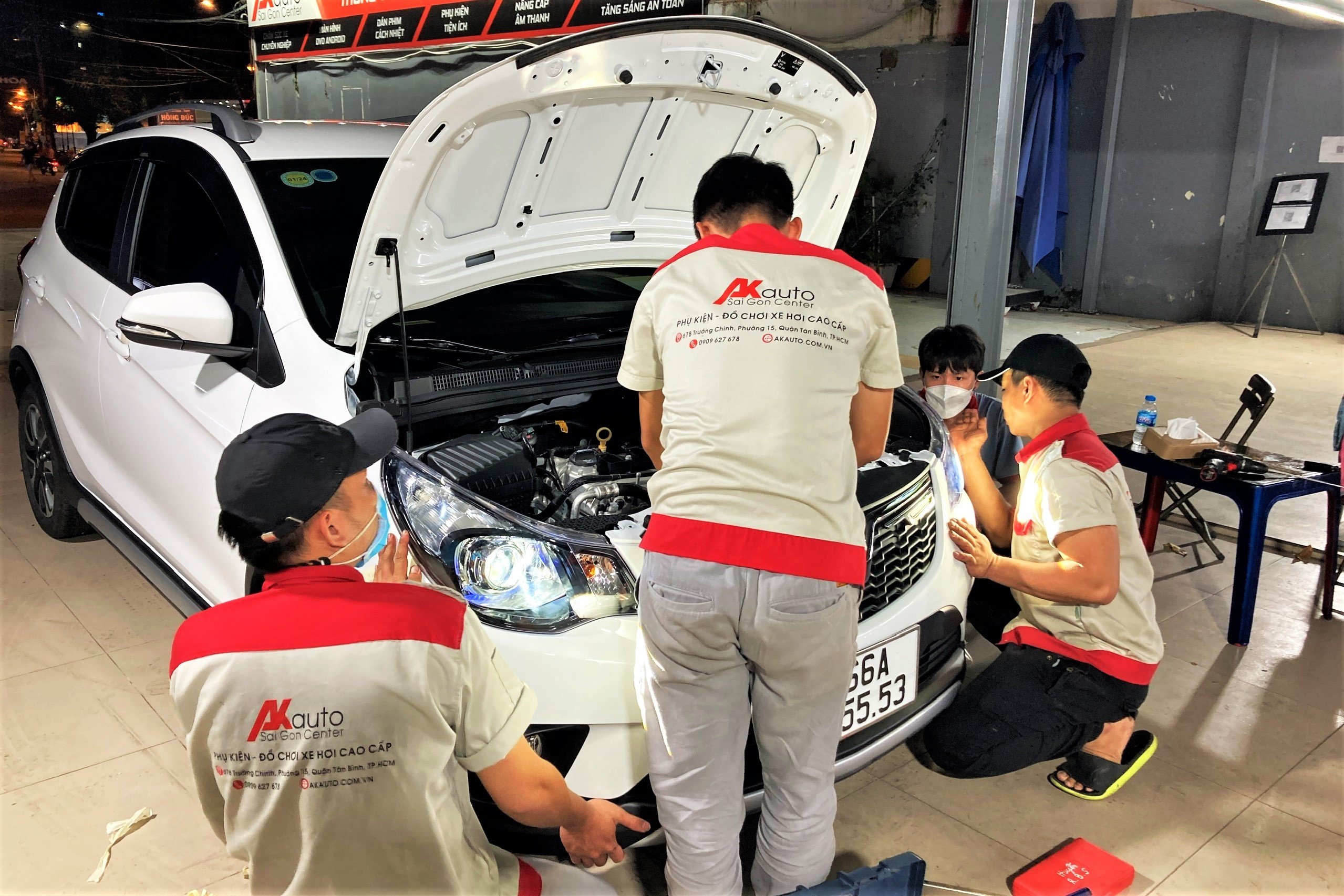 Garage oto giam doanh thu do siet dang kiem hinh anh