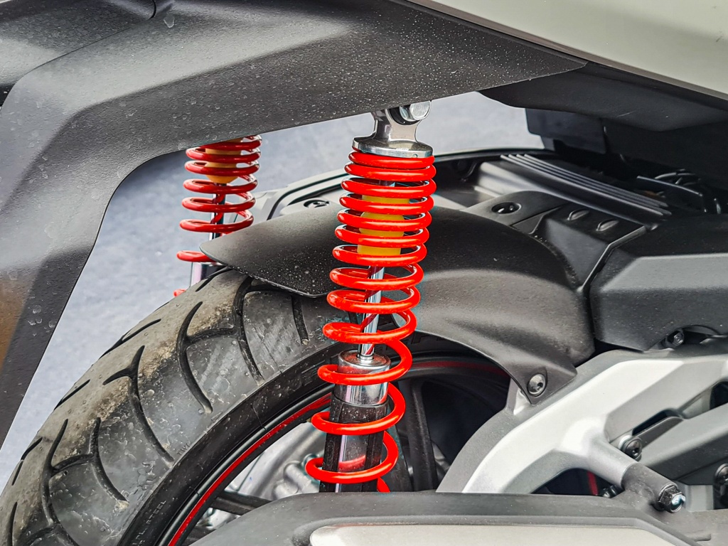 Honda SH 350i doi 2023 anh 6