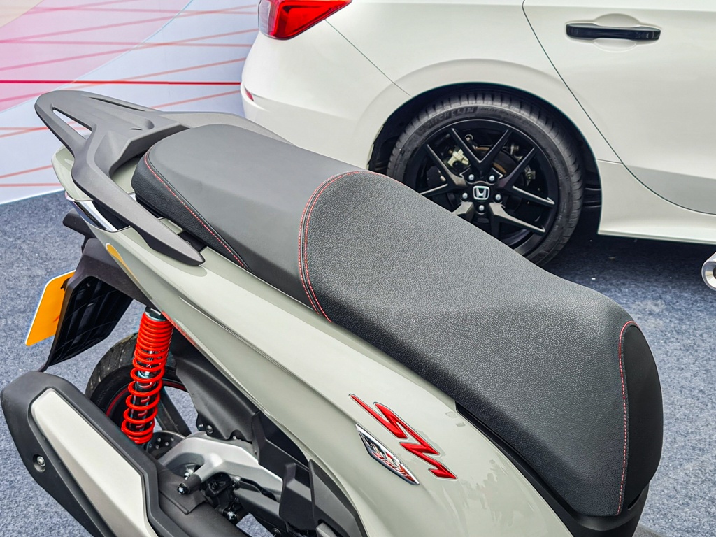 Honda SH 350i doi 2023 anh 5