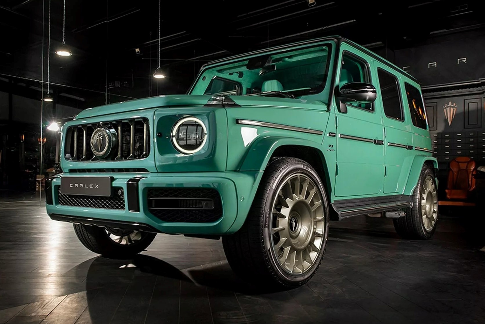 Mercedes-AMG G 63 voi goi nang cap tri gia hon 50.000 USD hinh anh