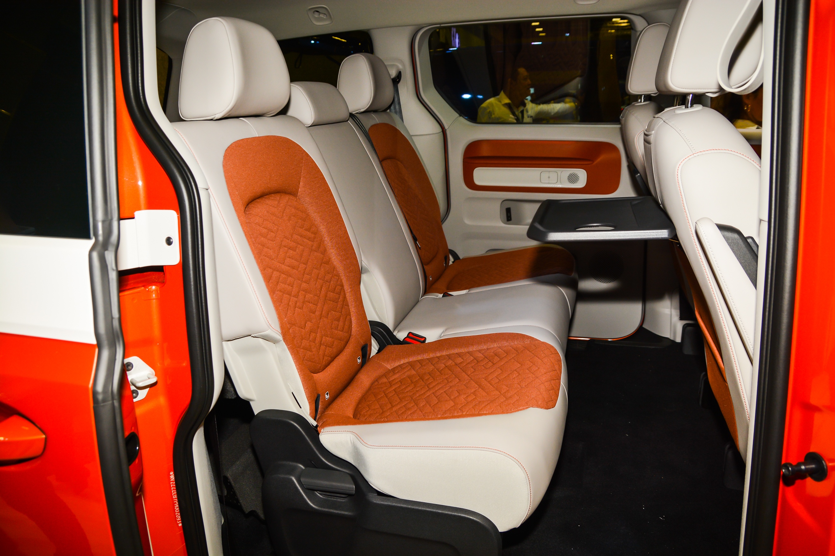 Xe điện Volkswagen ID.Buzz ảnh 10 Xe dien Volkswagen ID.Buzz anh 10