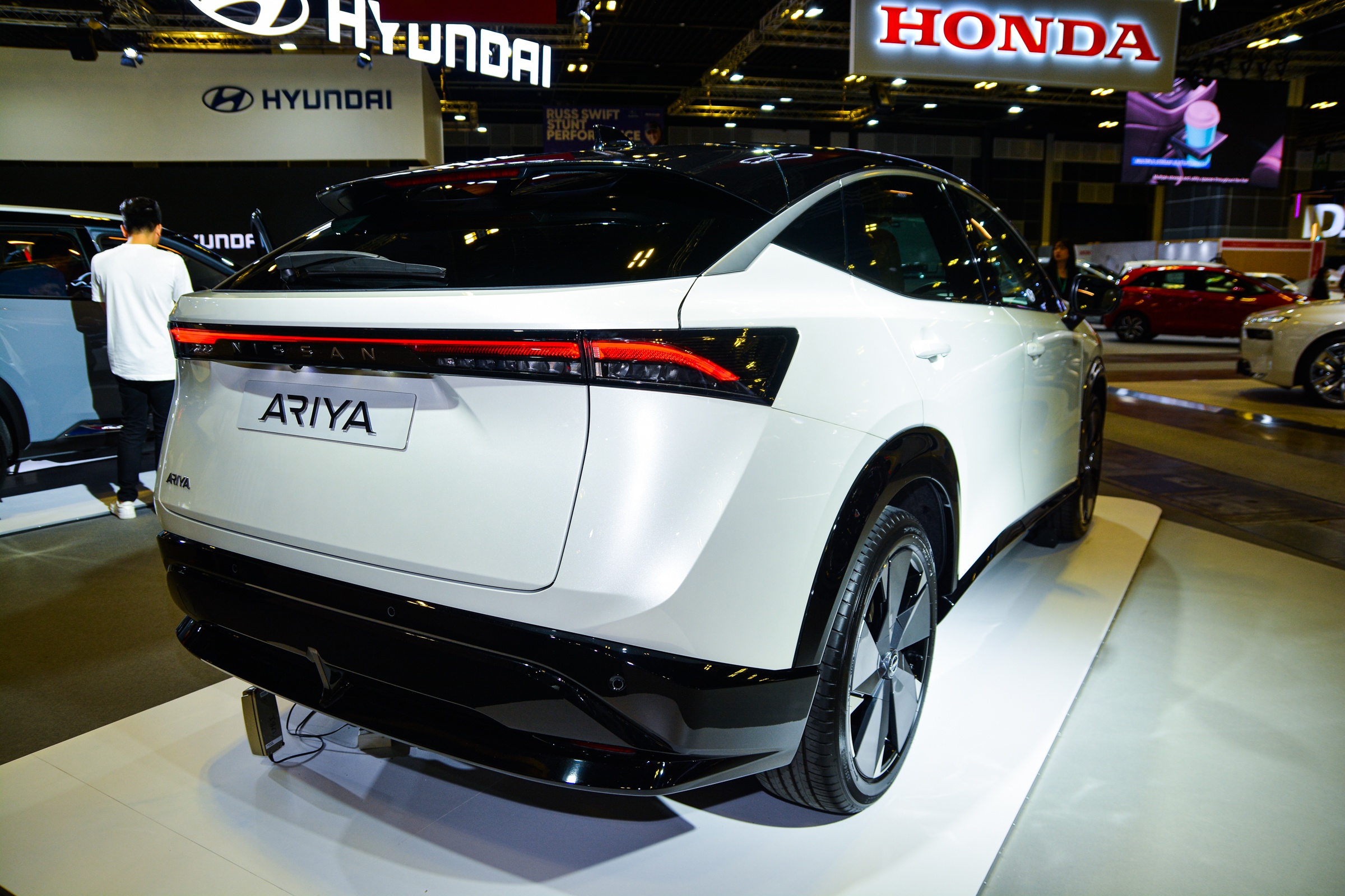 Nissan Ariya doi thu VF8 anh 5