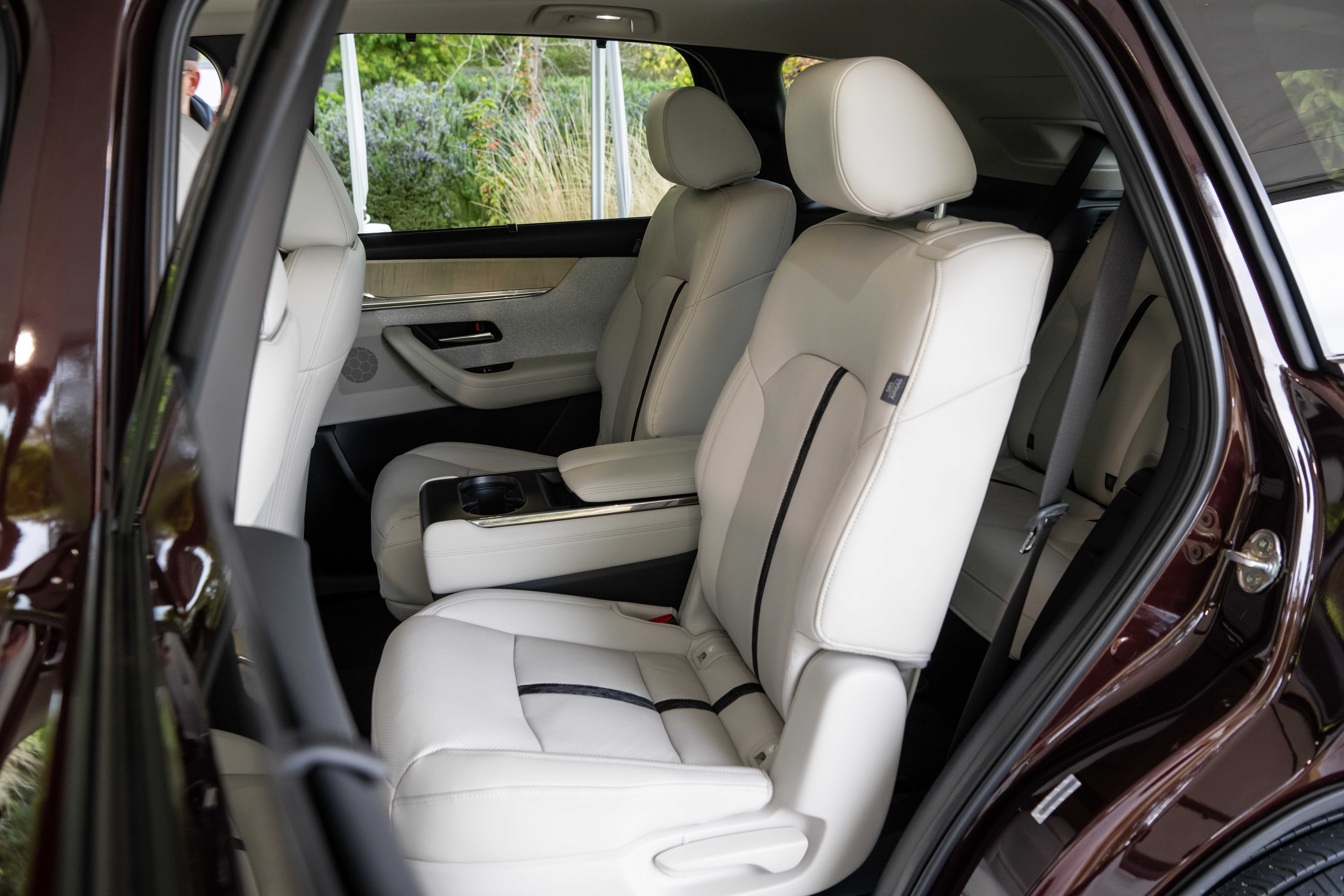 Chi tiết Mazda CX-90 ảnh 7 Chi tiet Mazda CX-90 anh 7