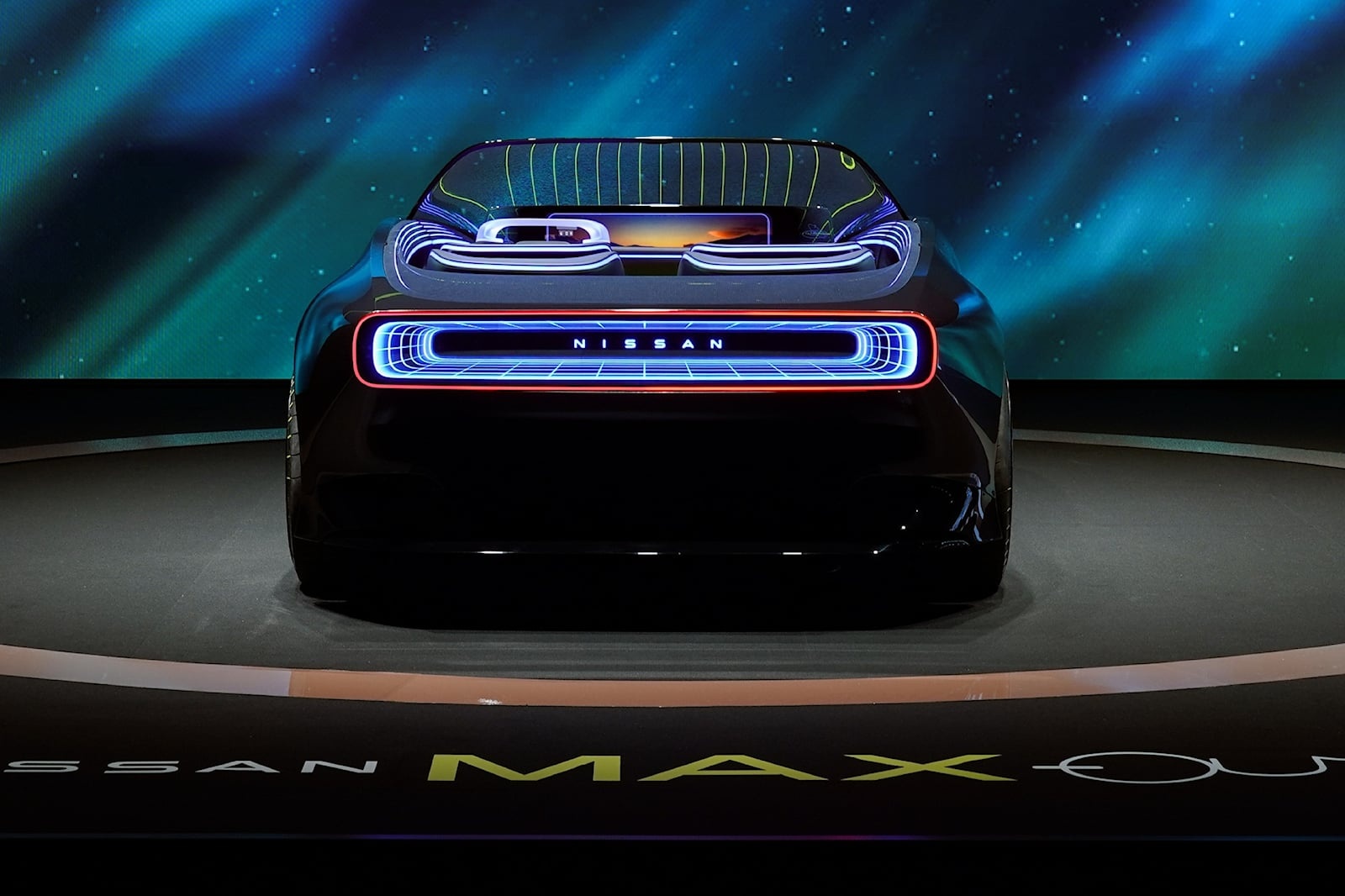 Chi tiet Nissan Max-Out anh 4