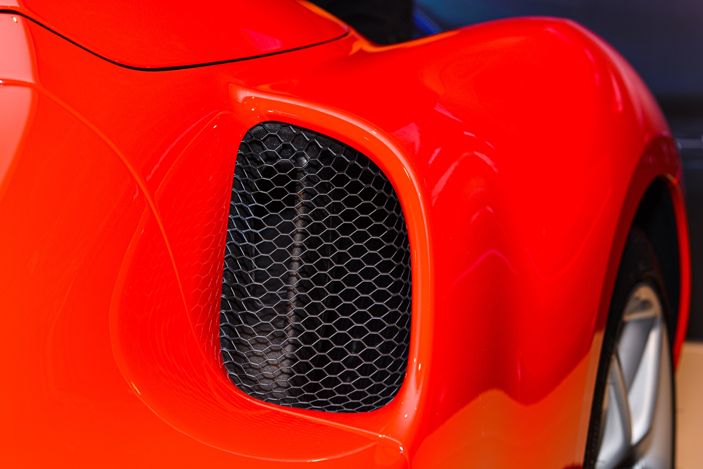 Chiem nguong Ferrari 296 GTS anh 26