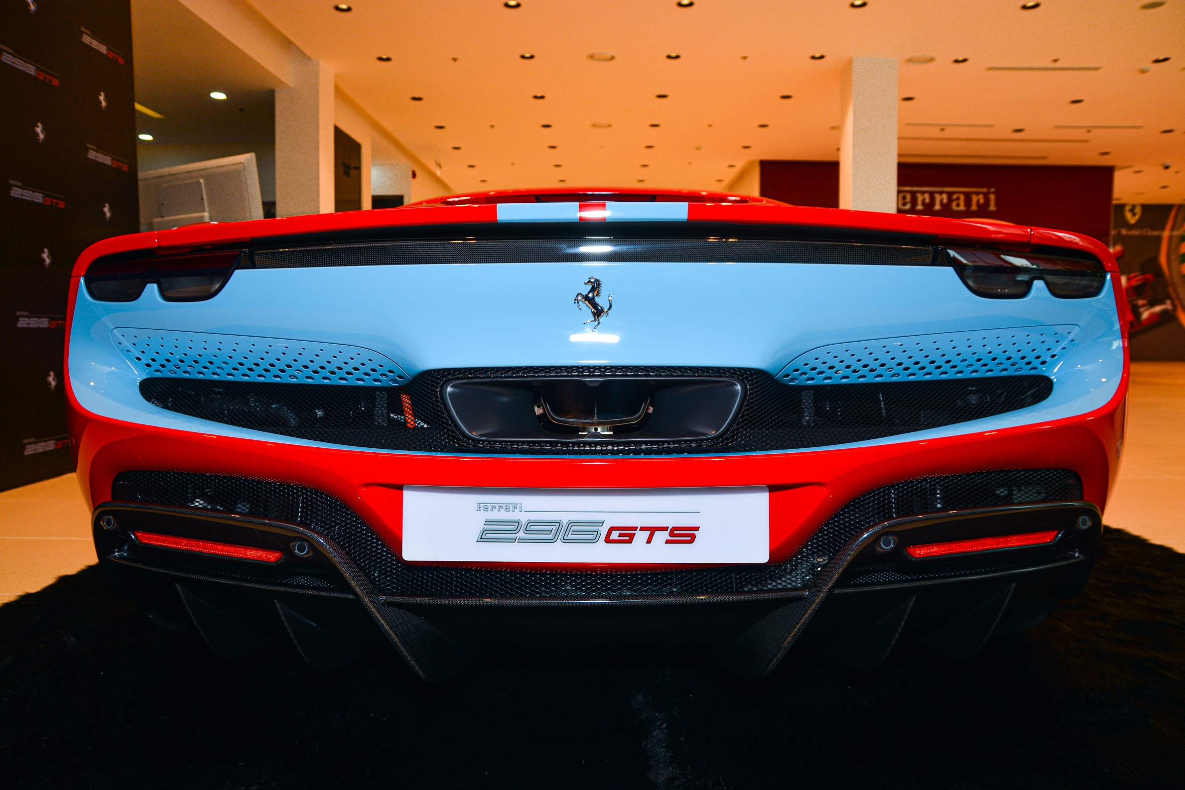 Chiem nguong Ferrari 296 GTS anh 23