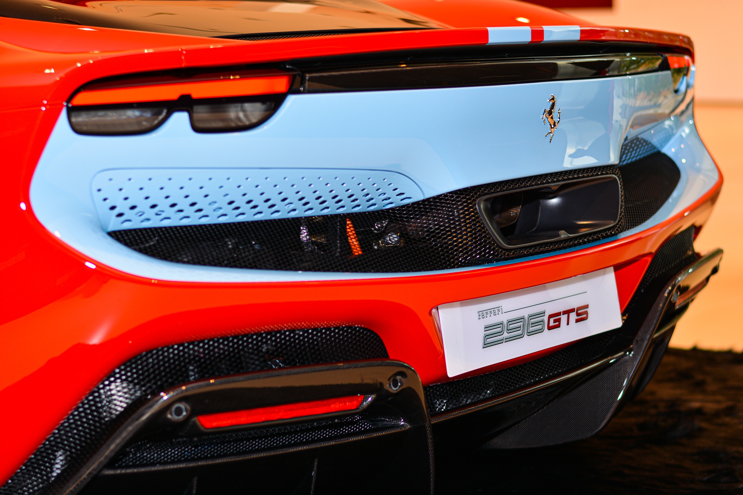 Chiem nguong Ferrari 296 GTS anh 7