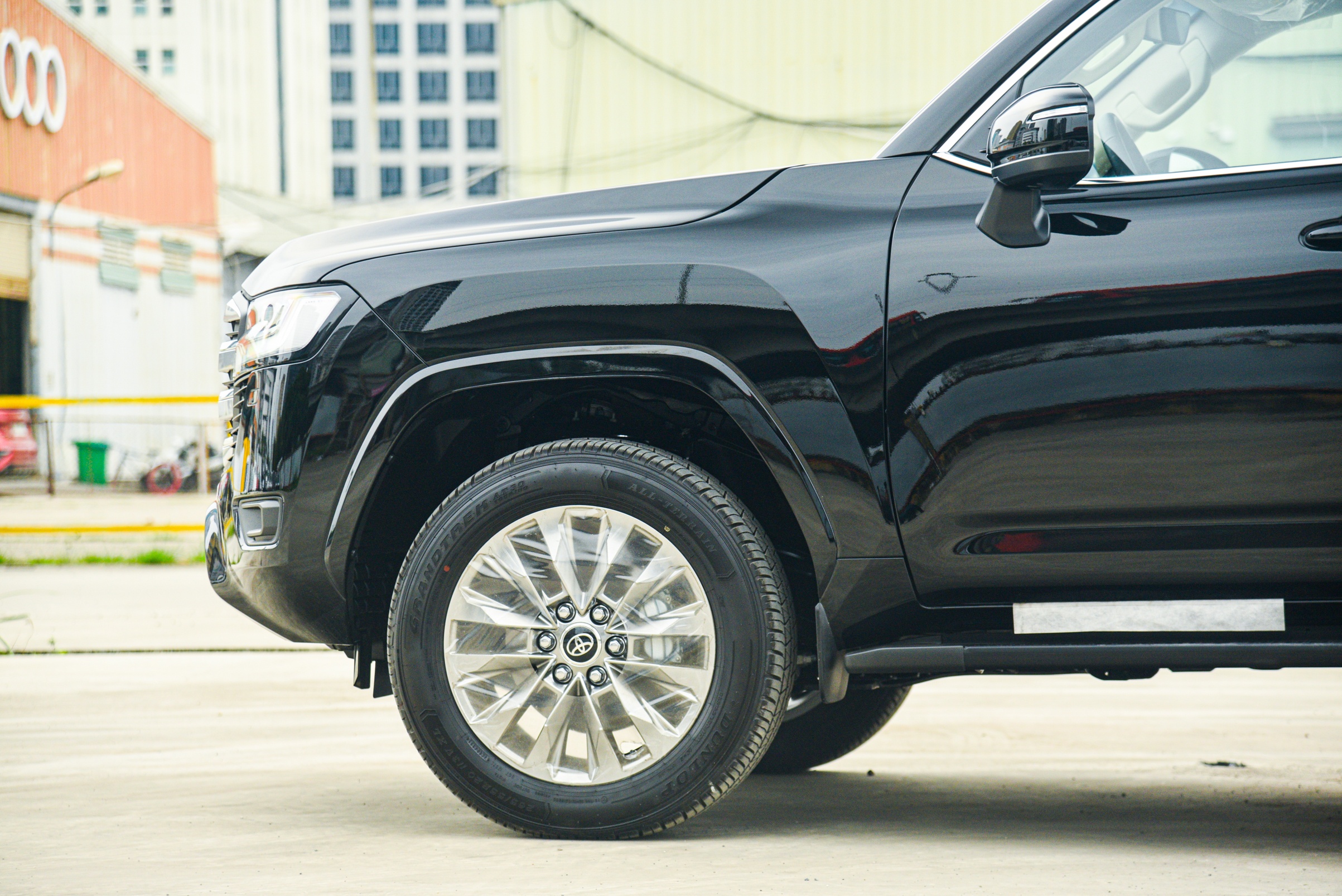 Chi tiết Land Cruiser 2023 ảnh 4 Chi tiet Land Cruiser 2023 anh 4