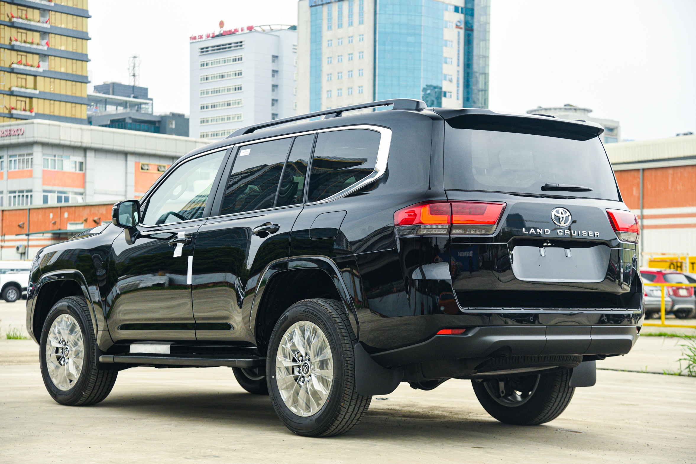 Chi tiết Land Cruiser 2023 ảnh 3 Chi tiet Land Cruiser 2023 anh 3