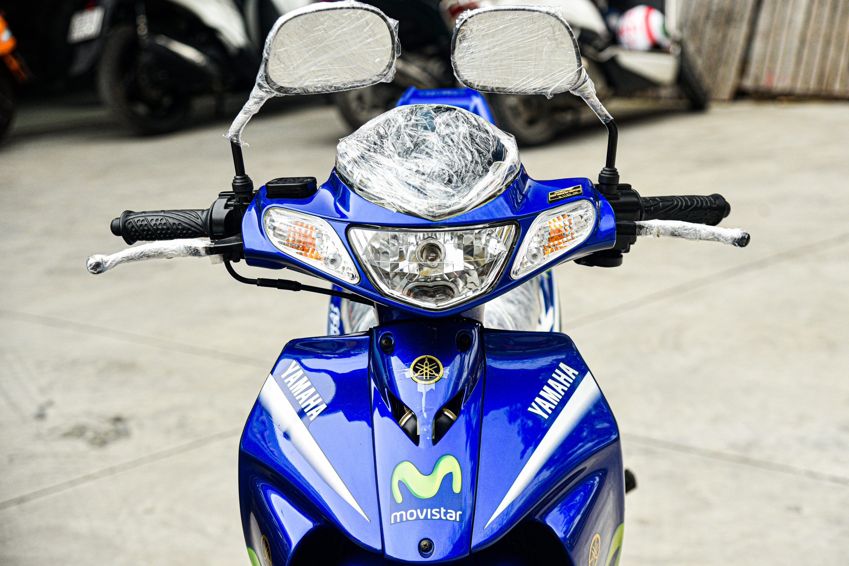 Chi tiet Yamaha 125ZR anh 2