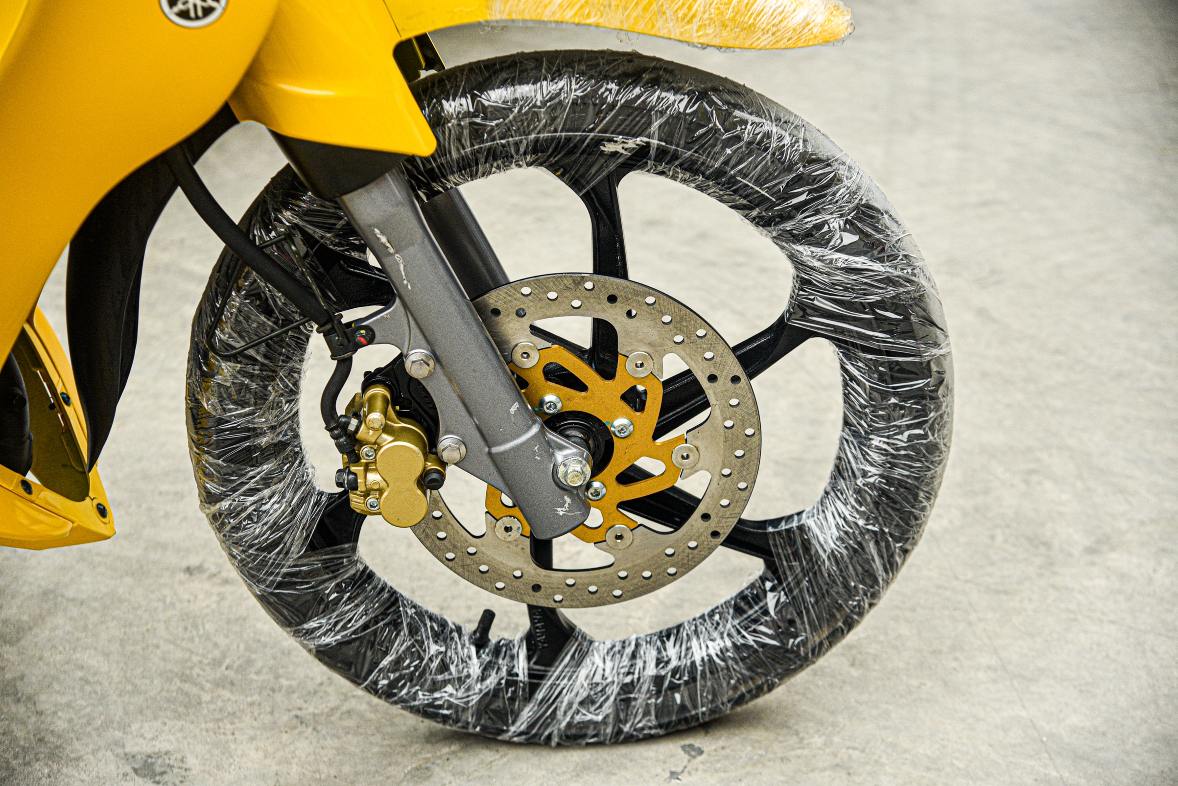 Chi tiet Yamaha 125ZR anh 5