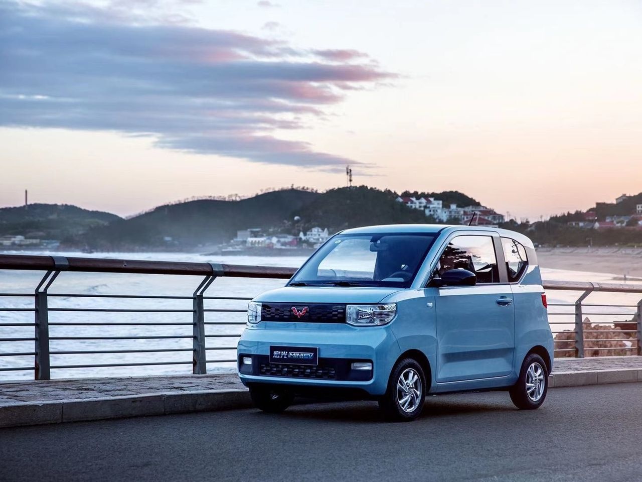 Oto dien mini tai Viet Nam gia bao nhieu la phu hop hinh anh