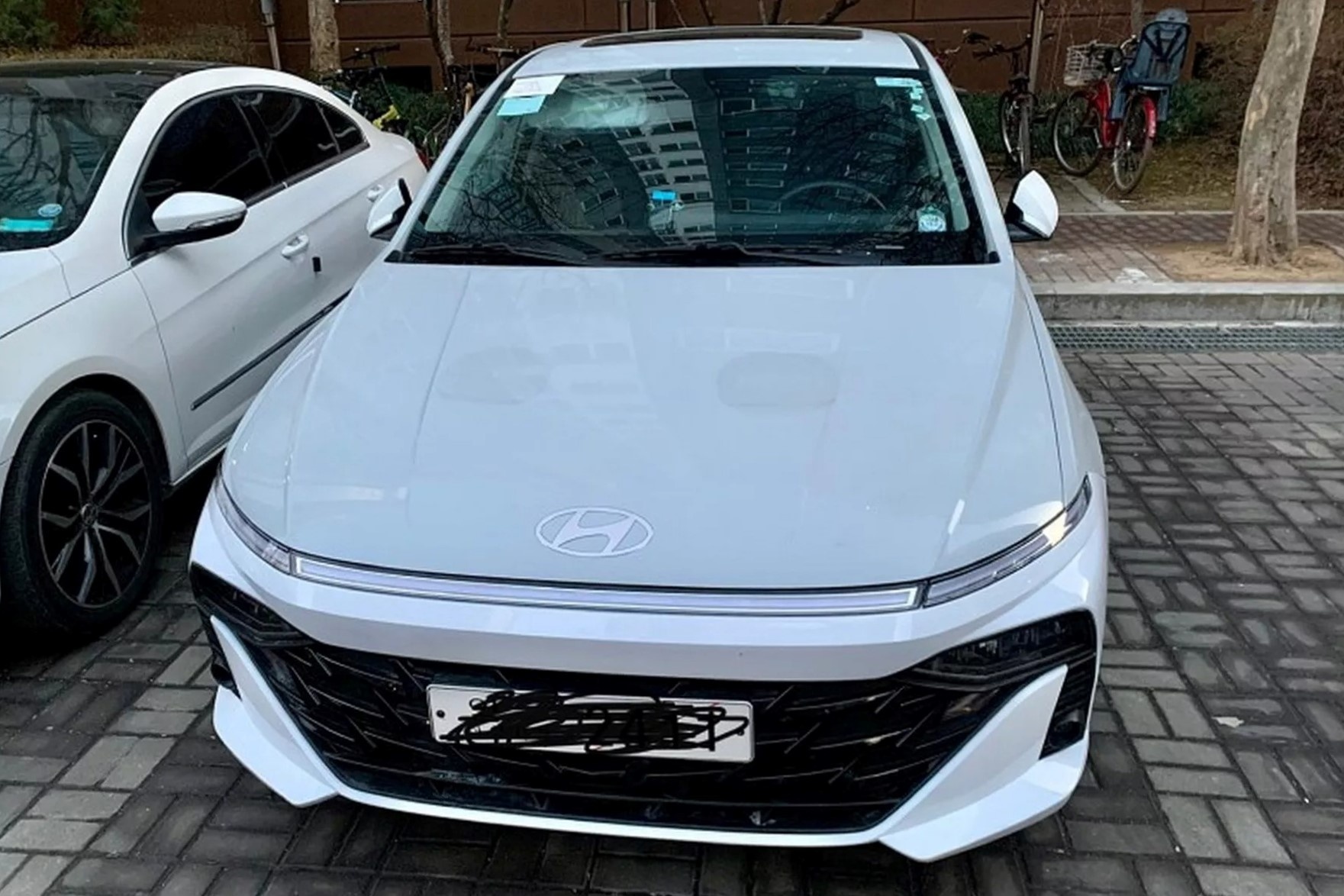 Chi tiet ngoai that Hyundai Accent 2023 hinh anh