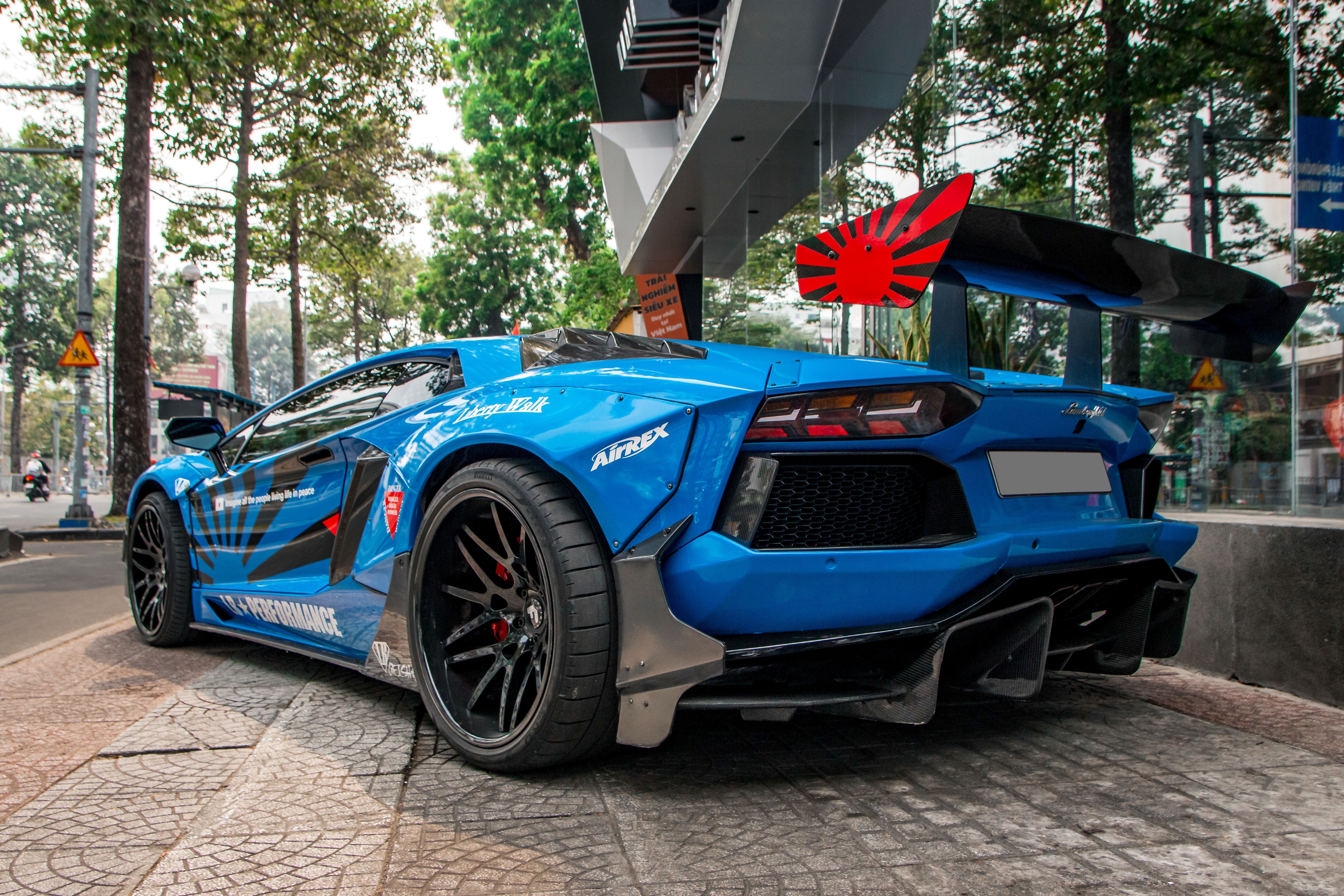 Aventador do hon 3 ty anh 7