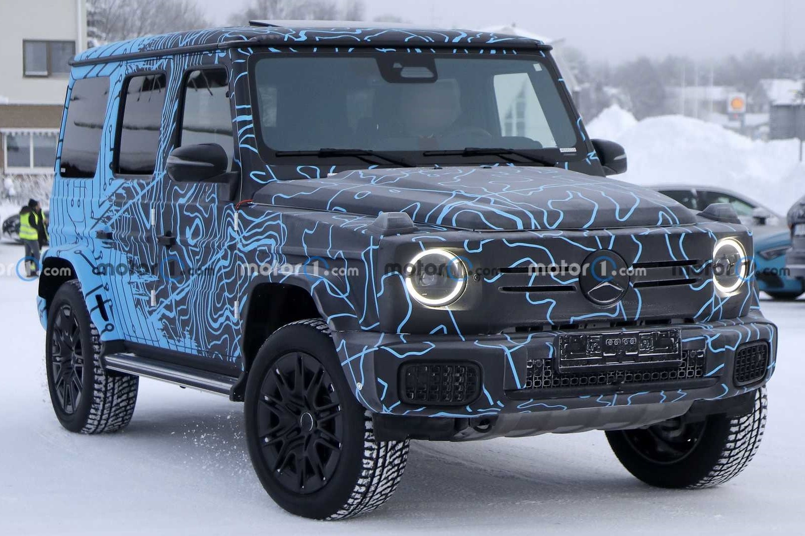 Hinh anh dau tien cua Mercedes-Benz G-Class chay dien hinh anh