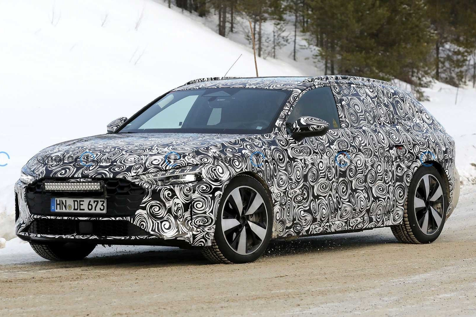 Audi doi ten nhieu mau xe, len ke hoach ra mat hon 10 dong xe dien hinh anh