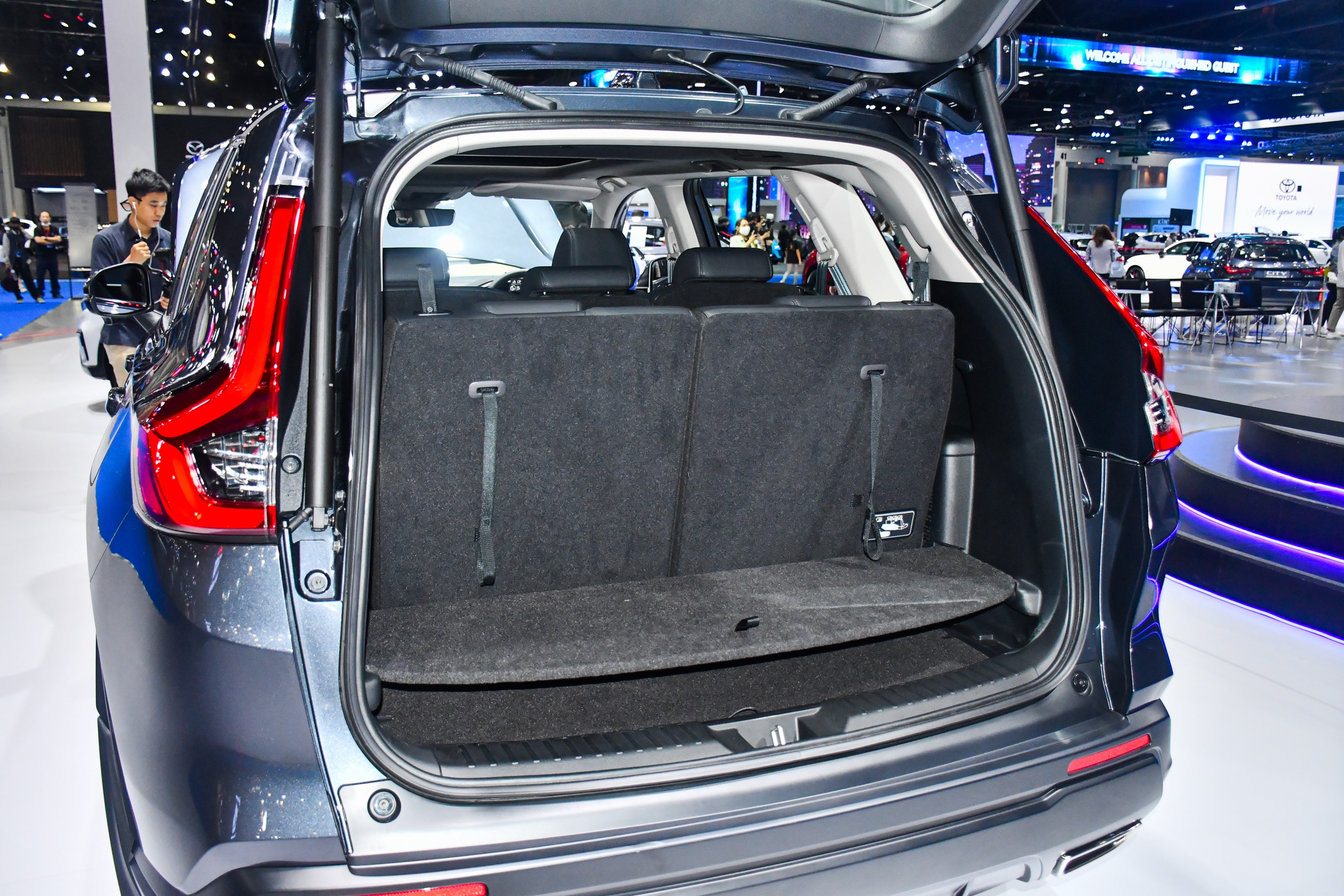 Chi tiết Honda CR-V 2023 ảnh 7 Chi tiet Honda CR-V 2023 anh 7