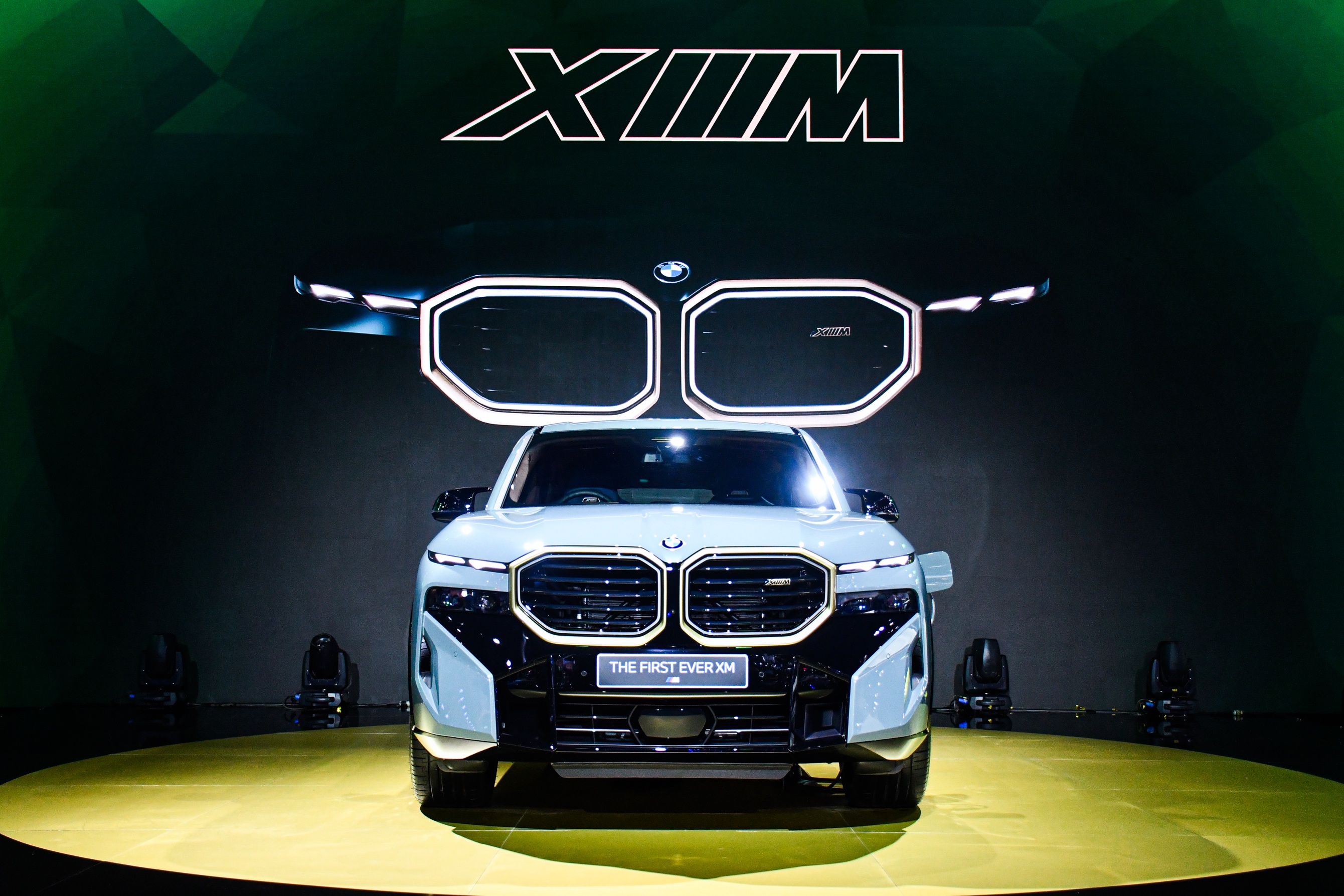 Siêu SUV BMW XM ảnh 9 Sieu SUV BMW XM anh 9