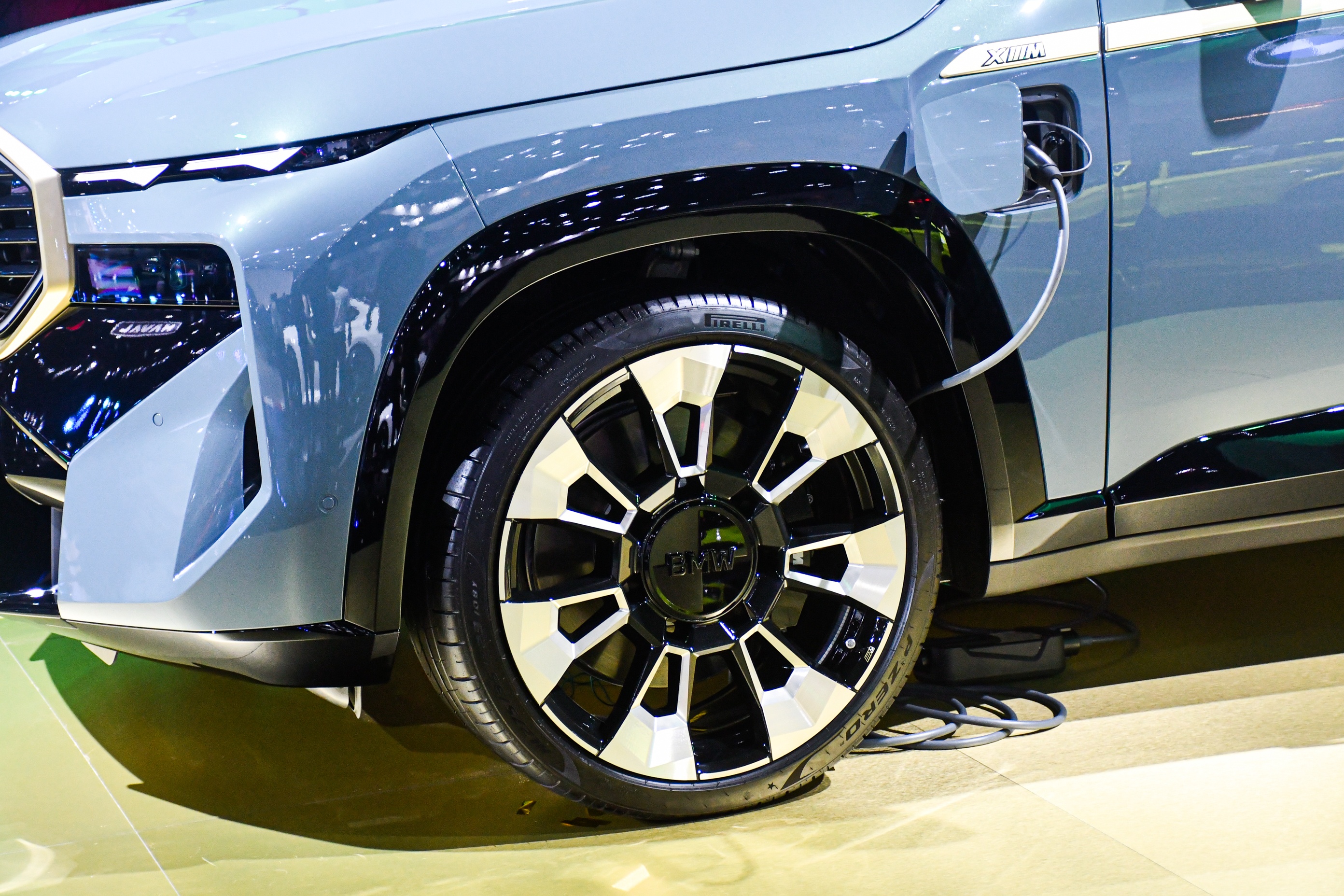 Siêu SUV BMW XM ảnh 5 Sieu SUV BMW XM anh 5