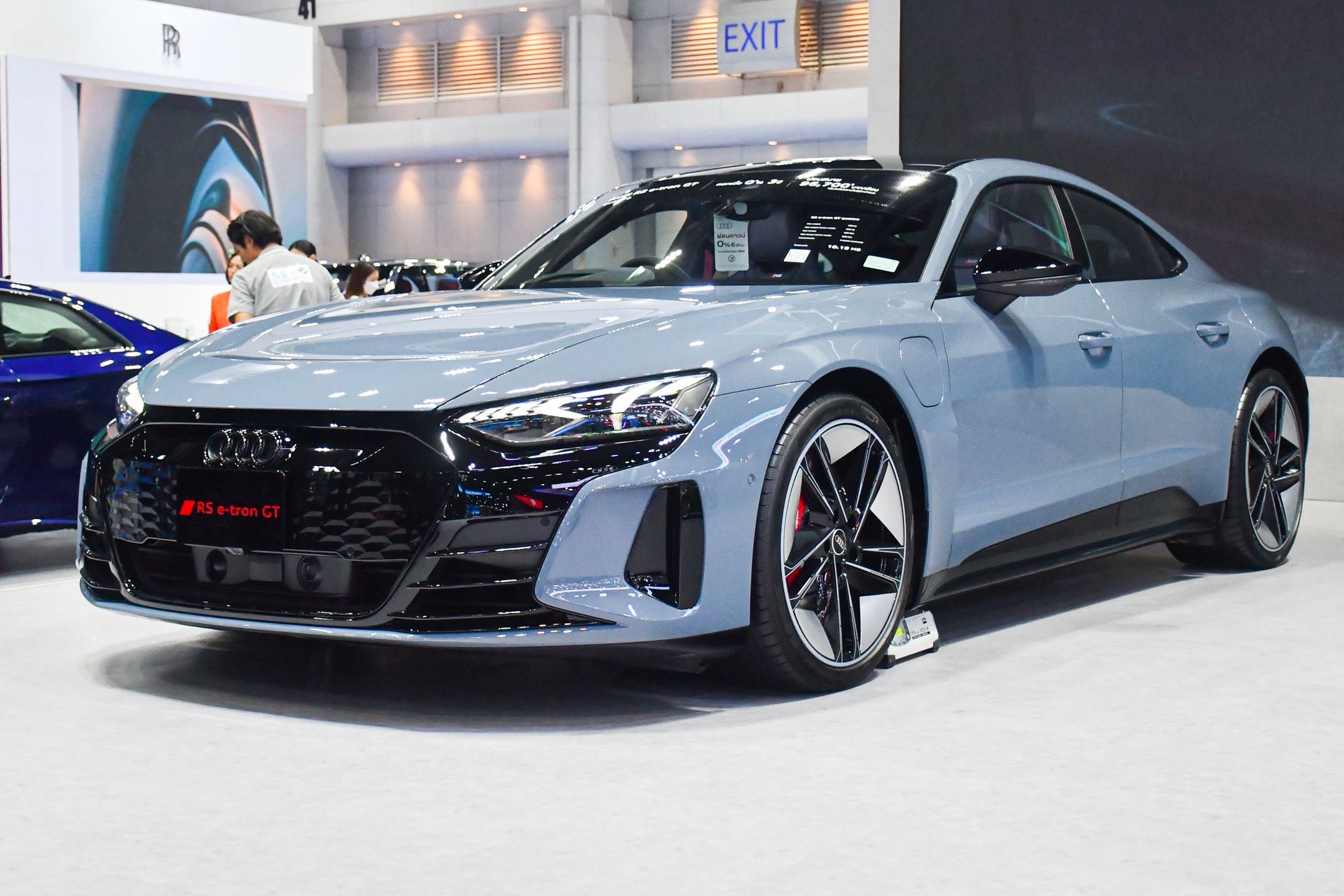 Audi RS e-tron GT anh 1