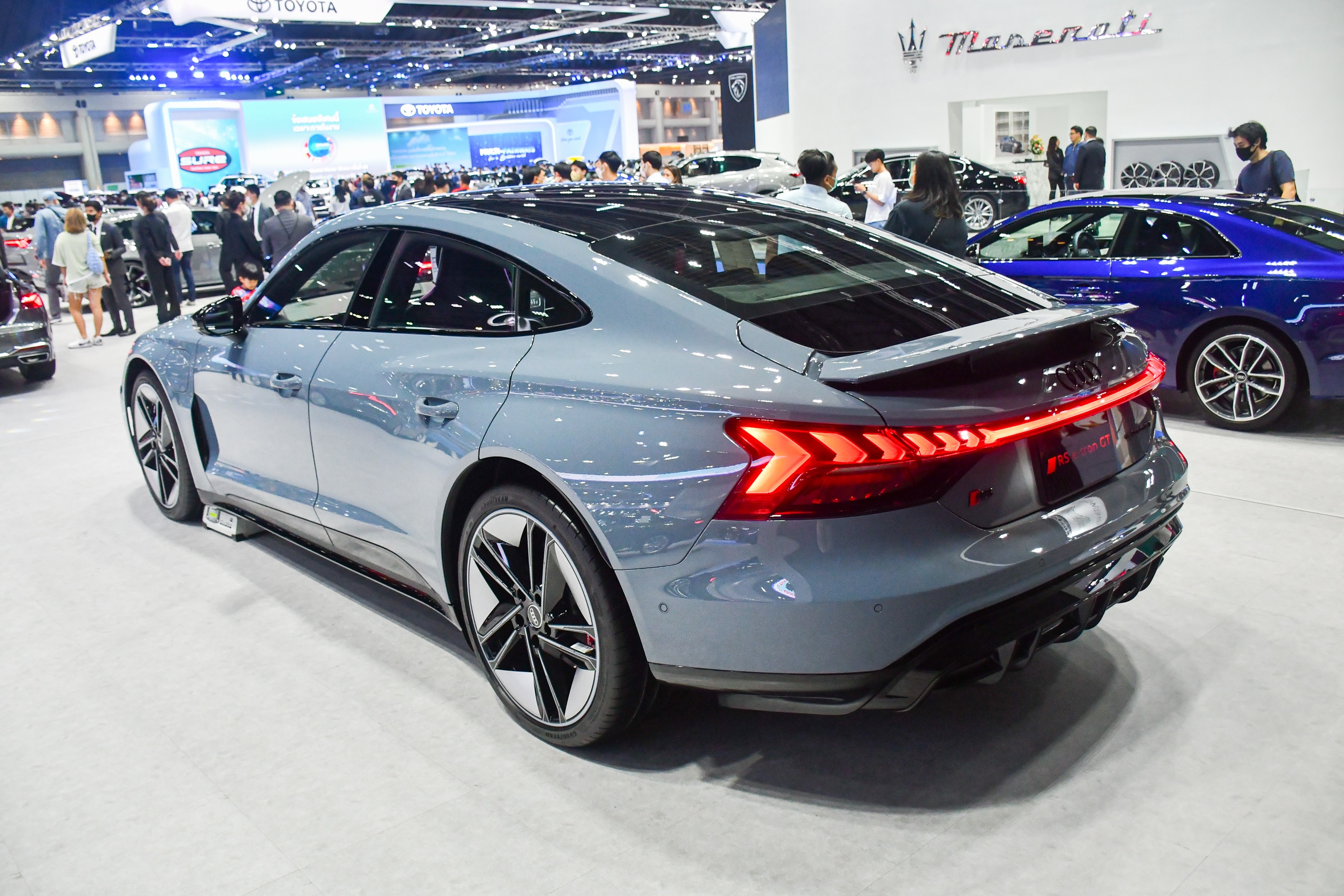 Audi RS e-tron GT anh 8