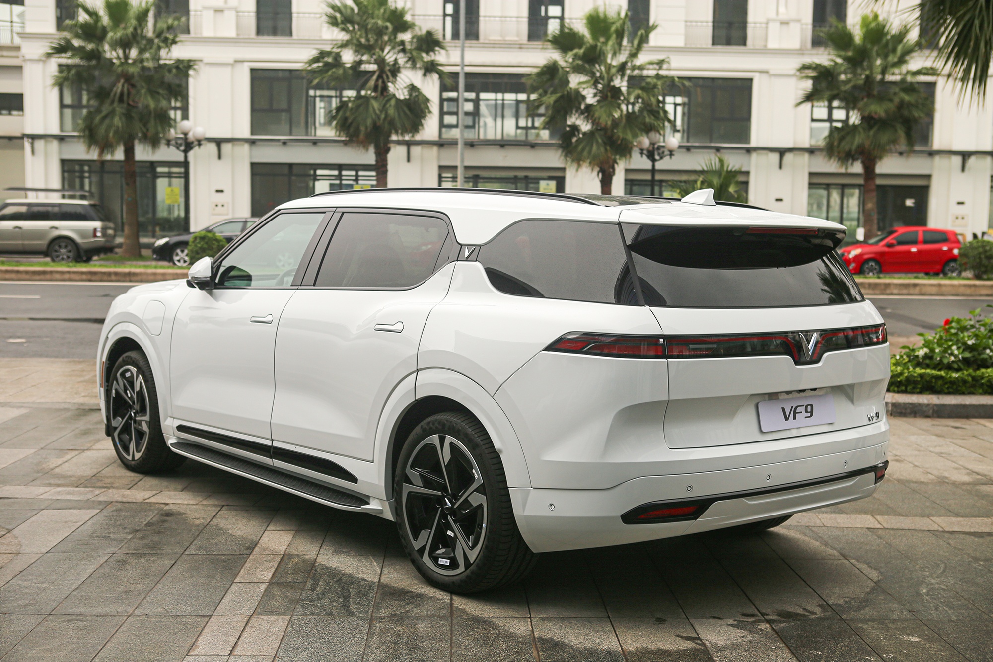 VinFast VF9 ban thuong mai anh 7