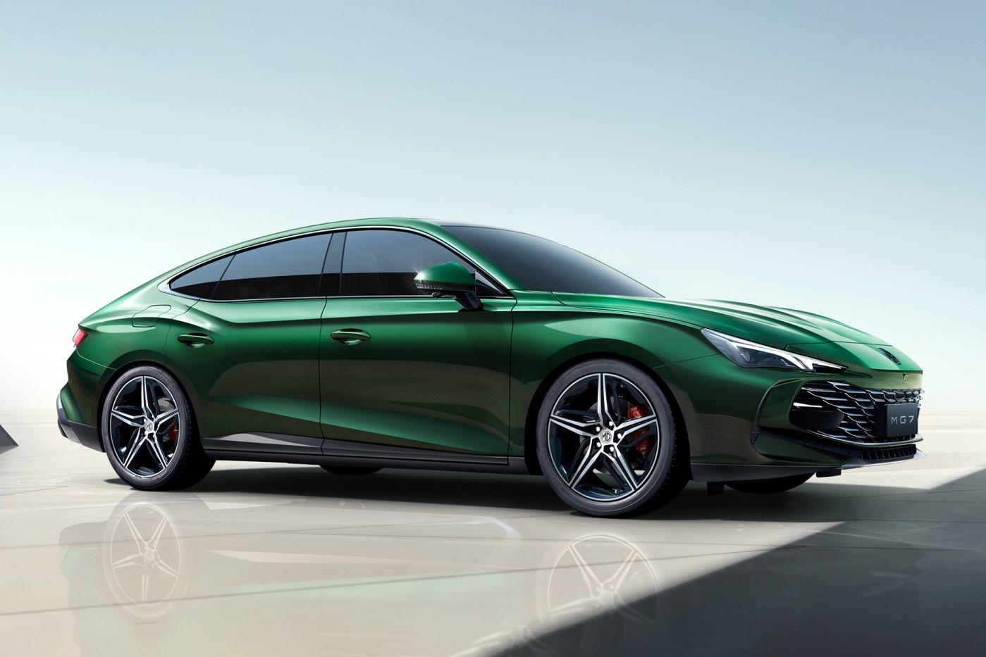 MG7 2023 ra mat - canh tranh voi Toyota Camry hay Kia K5 hinh anh
