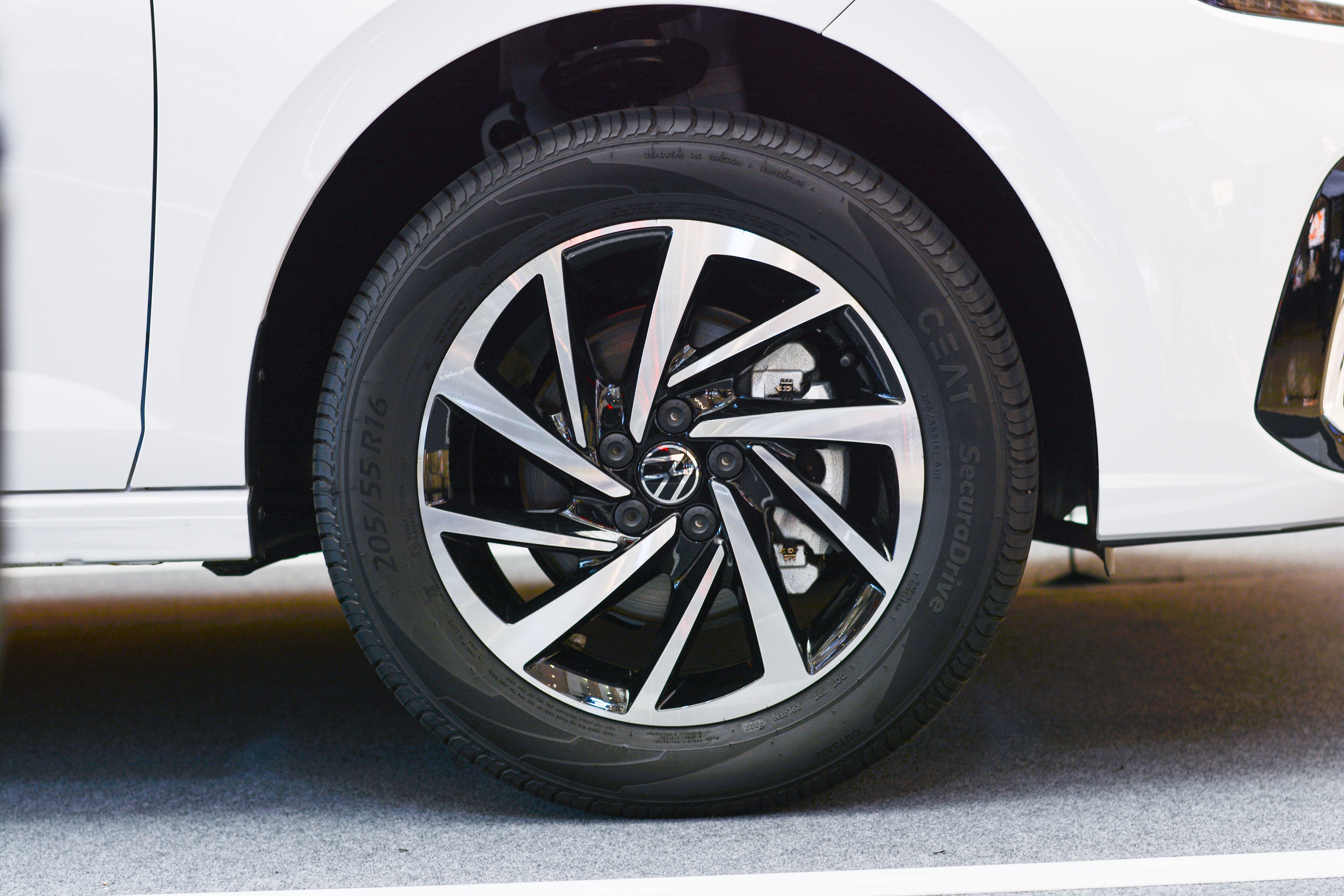 Chi tiet Volkswagen Virtus anh 5