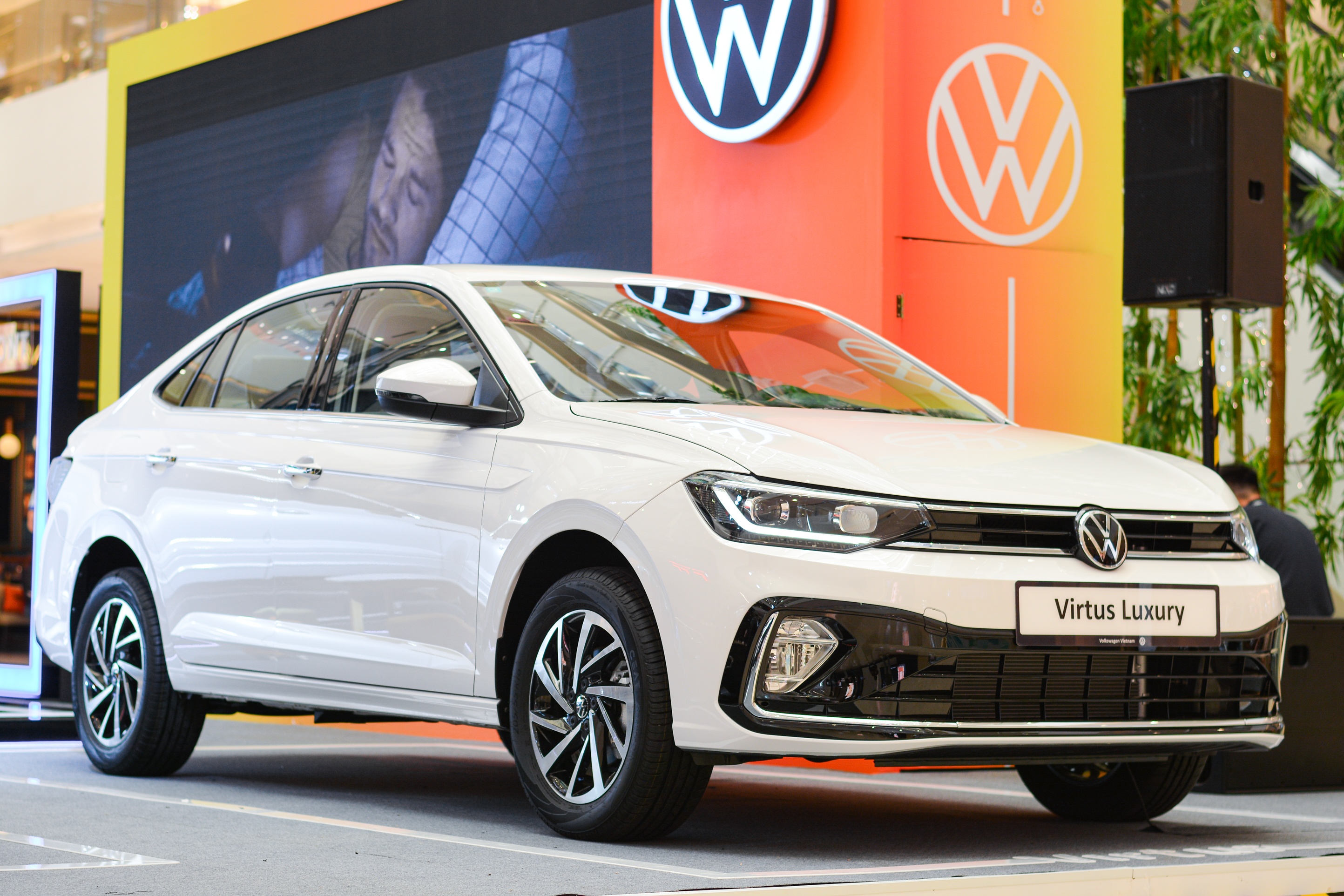 Chi tiet Volkswagen Virtus - sedan hang B tam gia 1 ty dong hinh anh